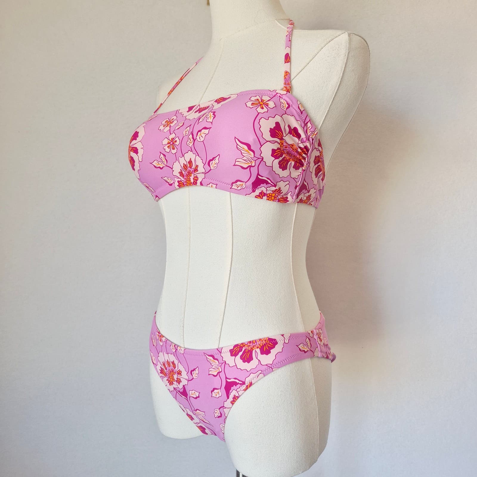 J.Crew 2-Piece Surf Hipster Bikini Swimsuit Halter Strap Climbing Floral Sz.XS - Thumbnail 2