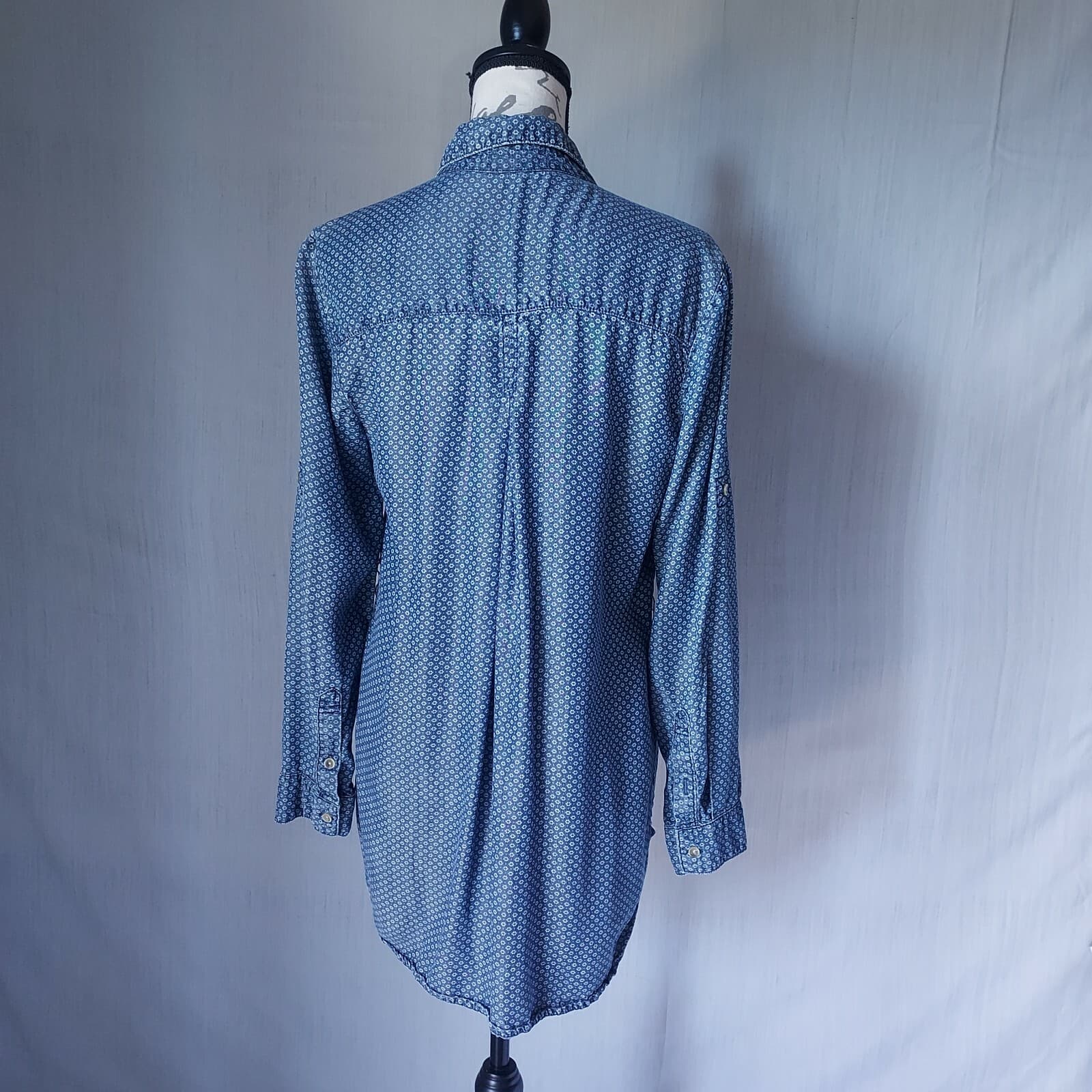 Cloth & Stone Anthropologie Chambray Printed Tunic Shirt Button Long Sleeve Sz.M - Thumbnail 7