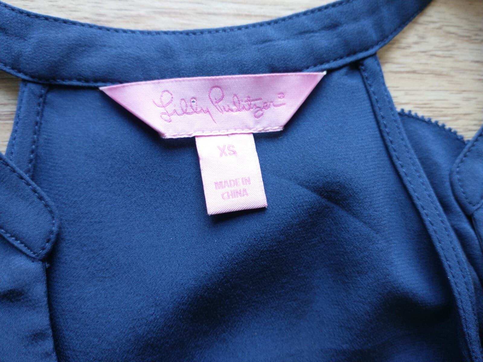 Lilly Pulitzer Tita 100% Silk Top Sleeveless Ruffle V Neck Navy Blue Women Sz.XS - Thumbnail 8