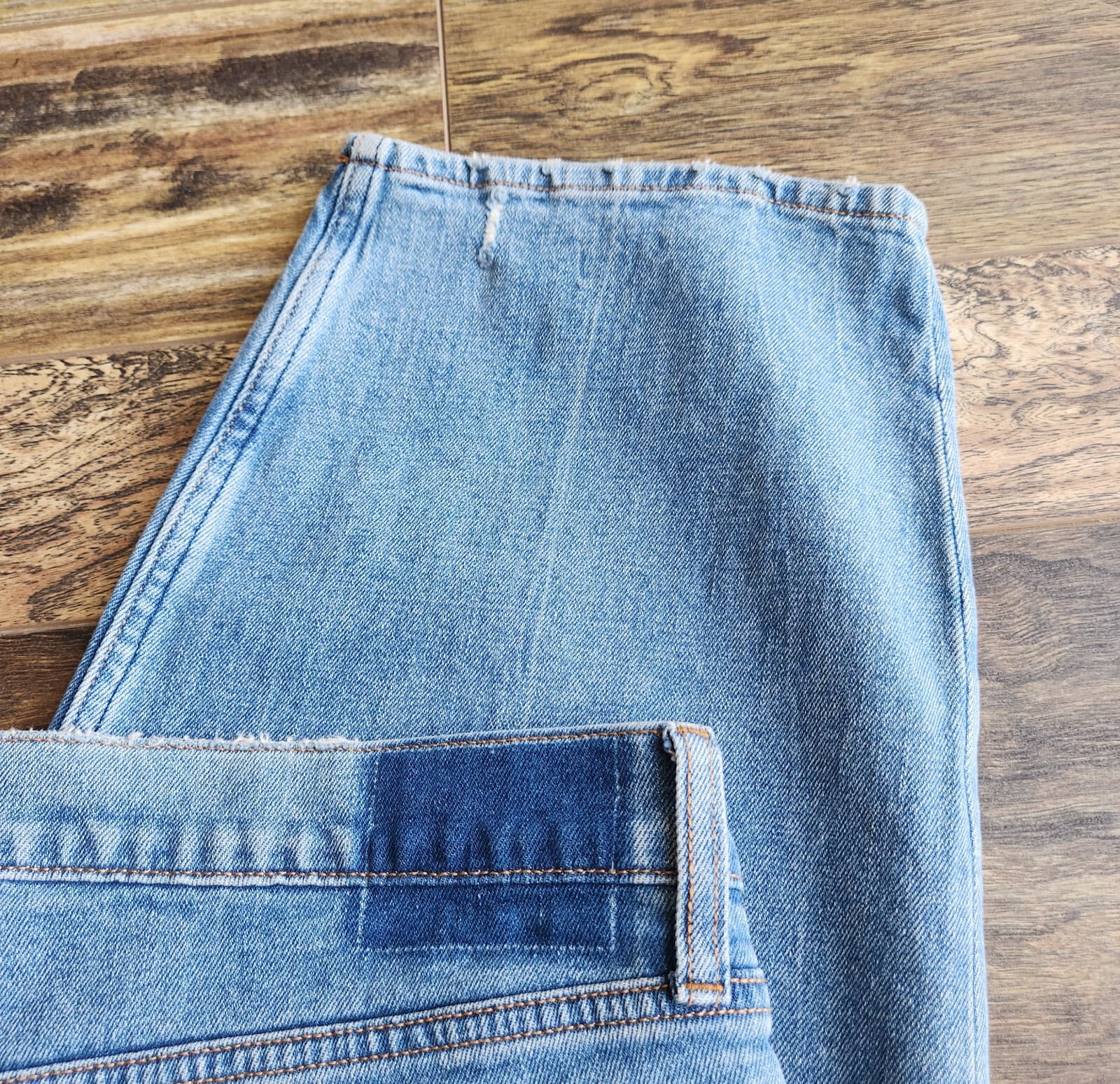 NWT Abercrombie & Fitch The Mom High Rise Jean Cropped Stretch Blue Women 37 24R - Thumbnail 5