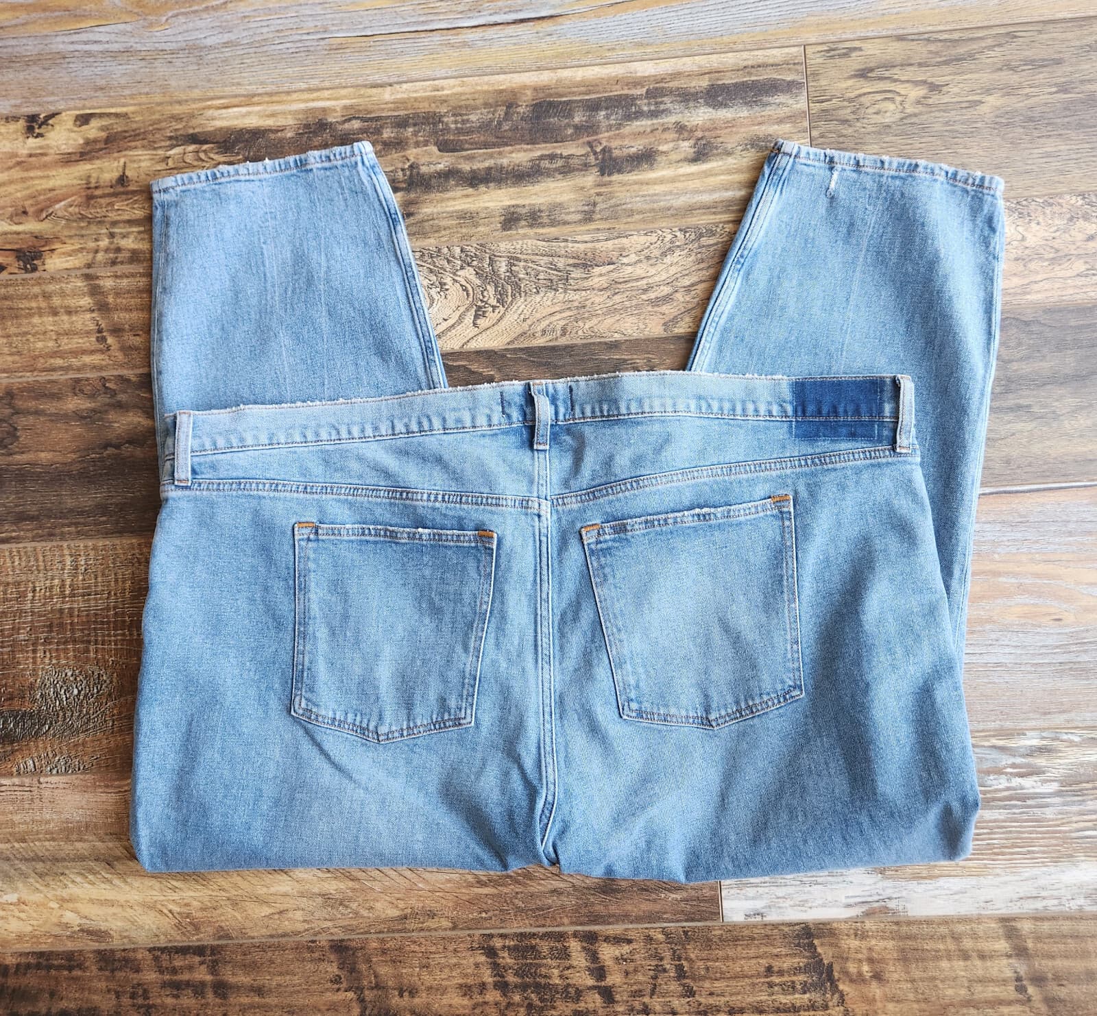 NWT Abercrombie & Fitch The Mom High Rise Jean Cropped Stretch Blue Women 37 24R - Thumbnail 4