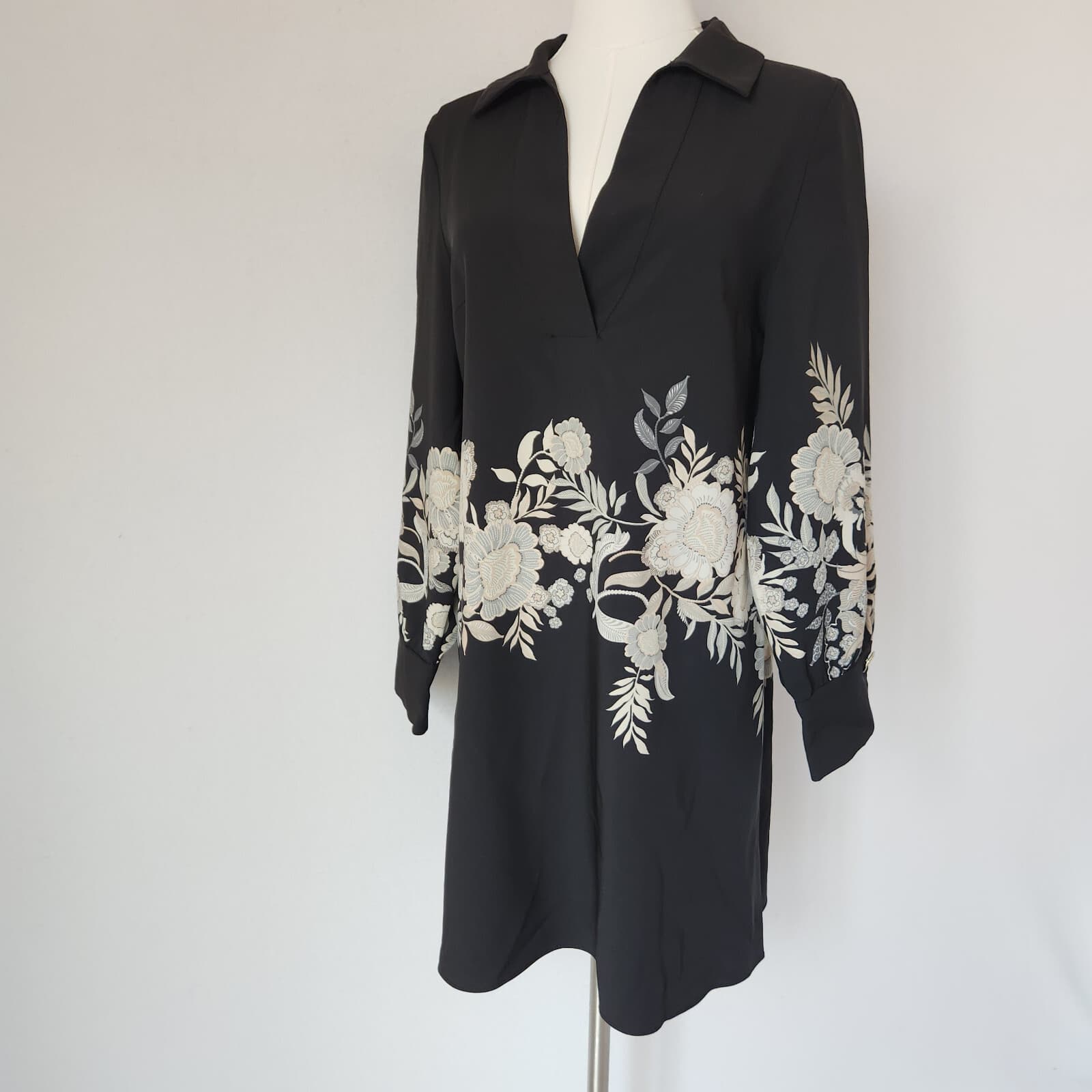 ZARA Floral Printed Mini Dress Long Sleeve Collar V-Neck Black Cream Women's S - Thumbnail 4