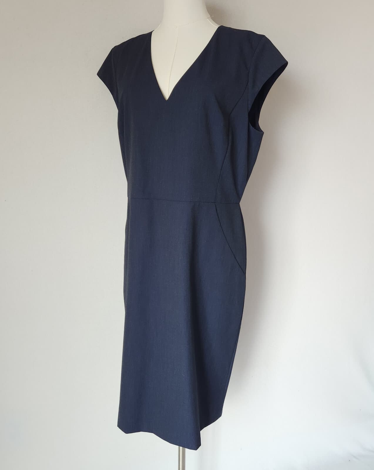 NEW Ann Taylor Sheath Dress Knee Length V-Neck Cap Sleeve Stretch Navy Blue 14 - Thumbnail 5