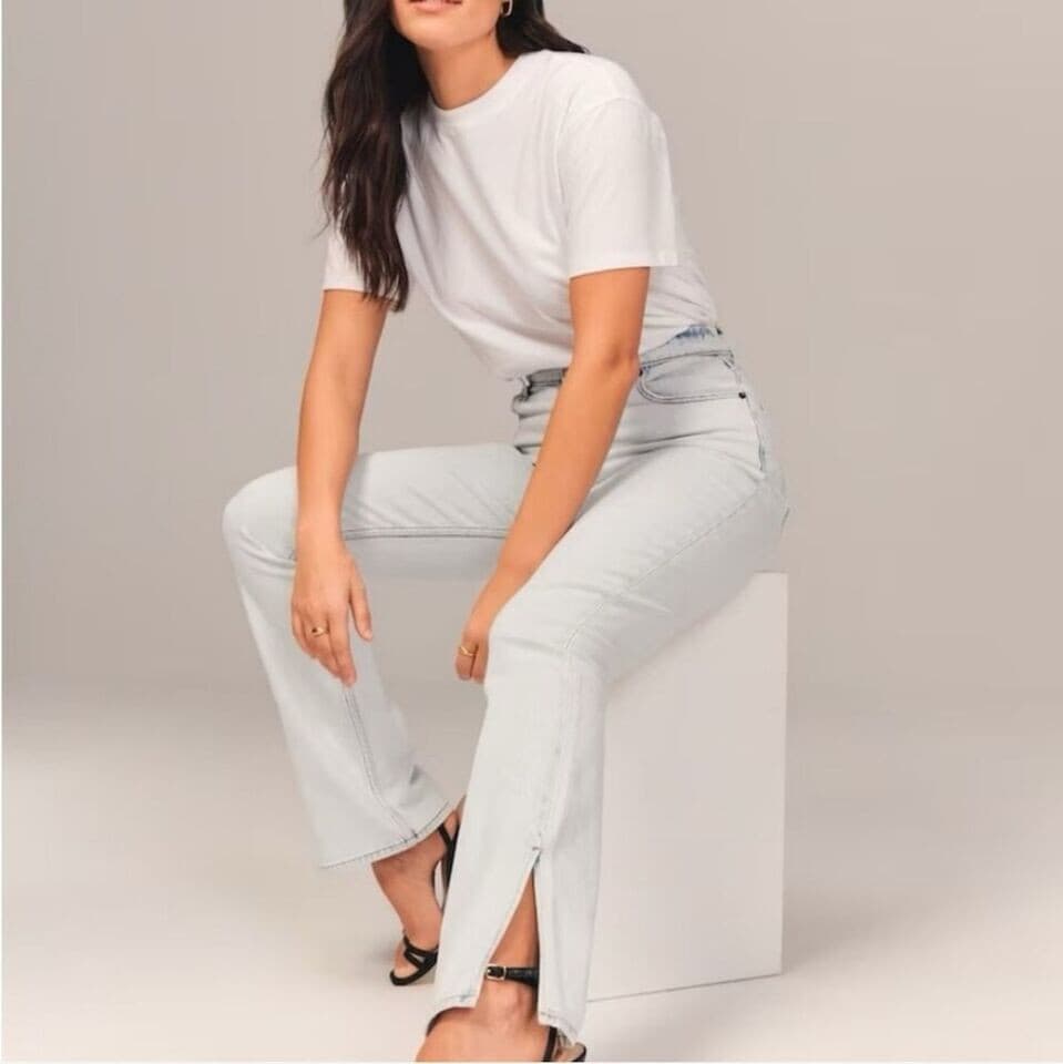 NWT Abercrombie & Fitch Curve Love Slim Straight Ultra High Rise Jean Split 36 - Thumbnail 4