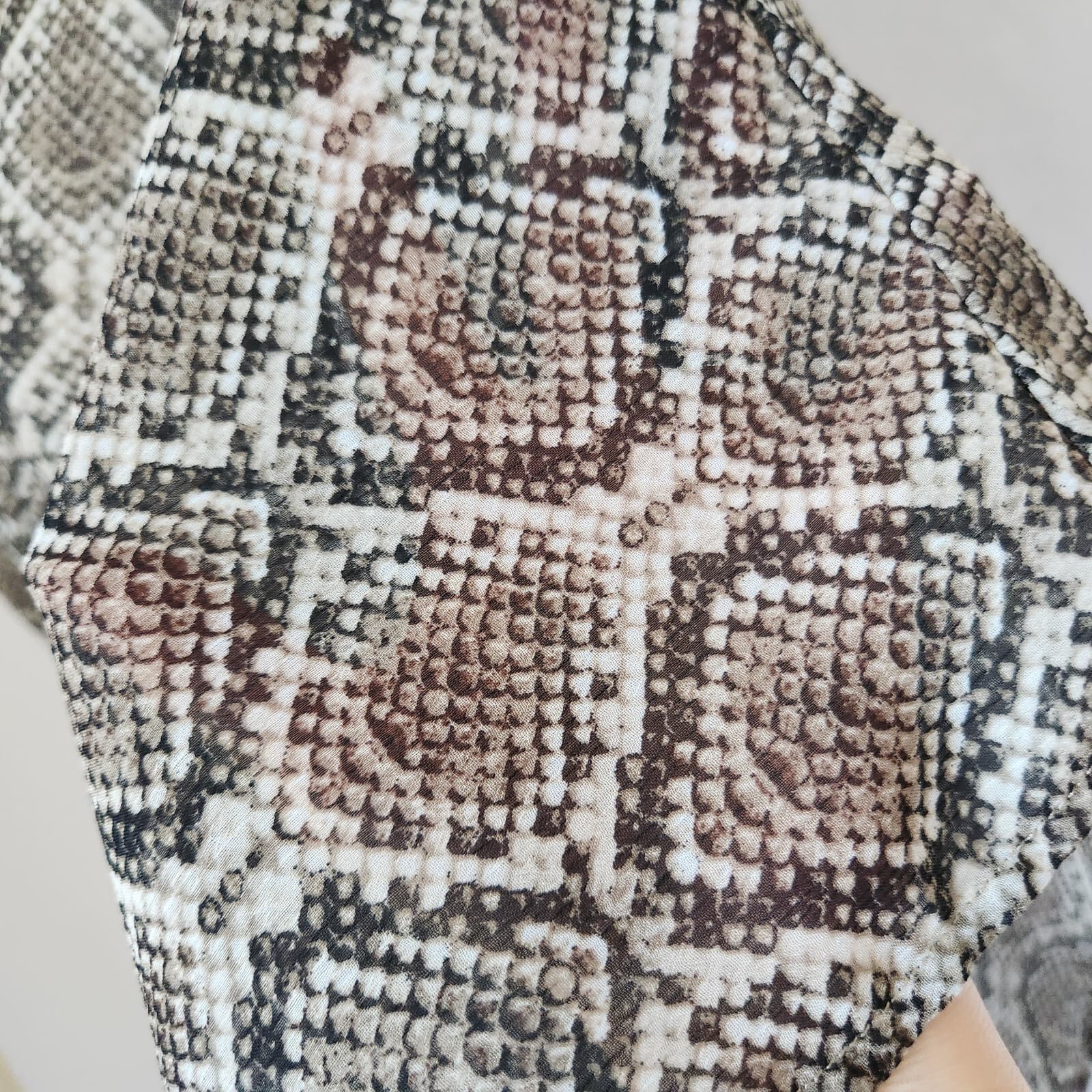Tommy Bahama Snakeskin Printed Beach Swim Cover Up Sheer Chiffon Brown Sz.S/M - Thumbnail 8
