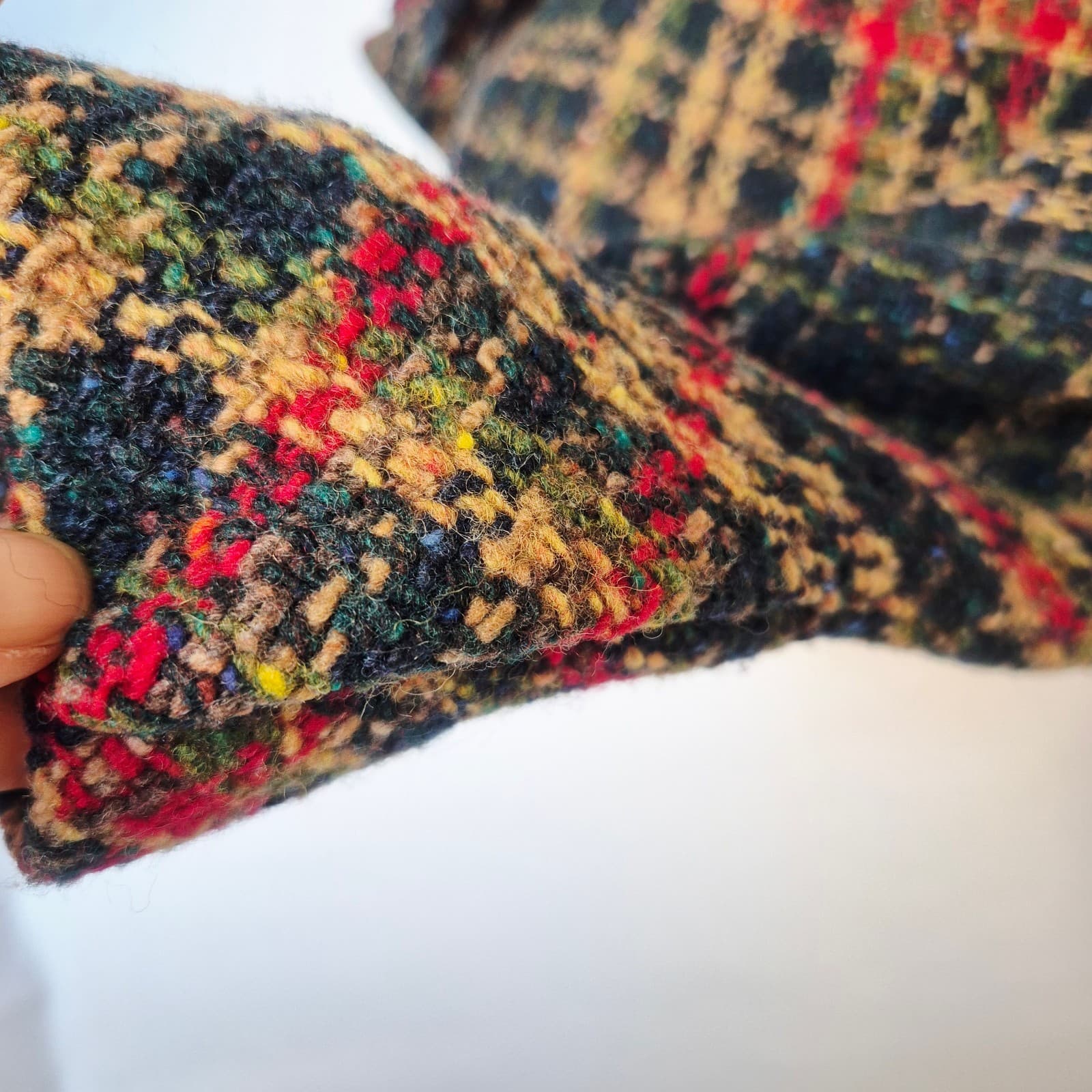 DKNY Wool Blend Tartan Tweed Boucle Jacket Blazer Ruffle Snap Multicolor Size 4 - Thumbnail 5