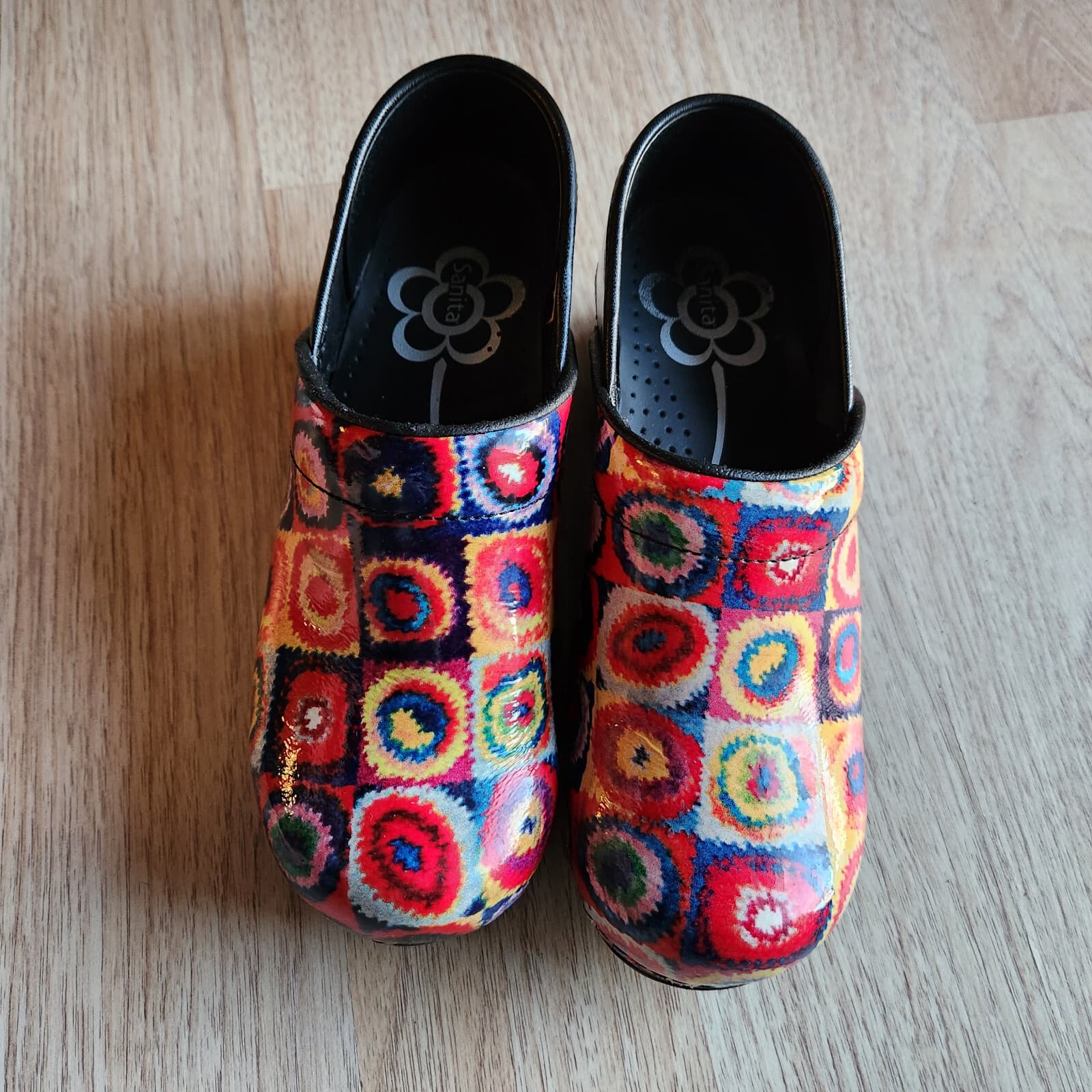 Sanita Danish Clogs Comfort Nurse Shoes Patent Leather Geo-Print Multicolor EU38 - Thumbnail 2
