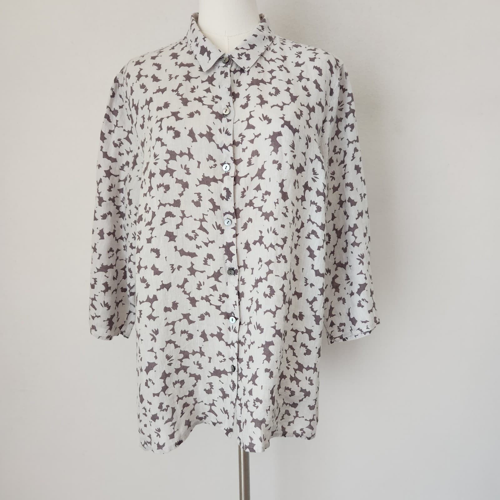 J.Jill Love Linen Essential Shirt Button-Up Tunic Granite Daisy Shadow Sz.XLP - Thumbnail 3