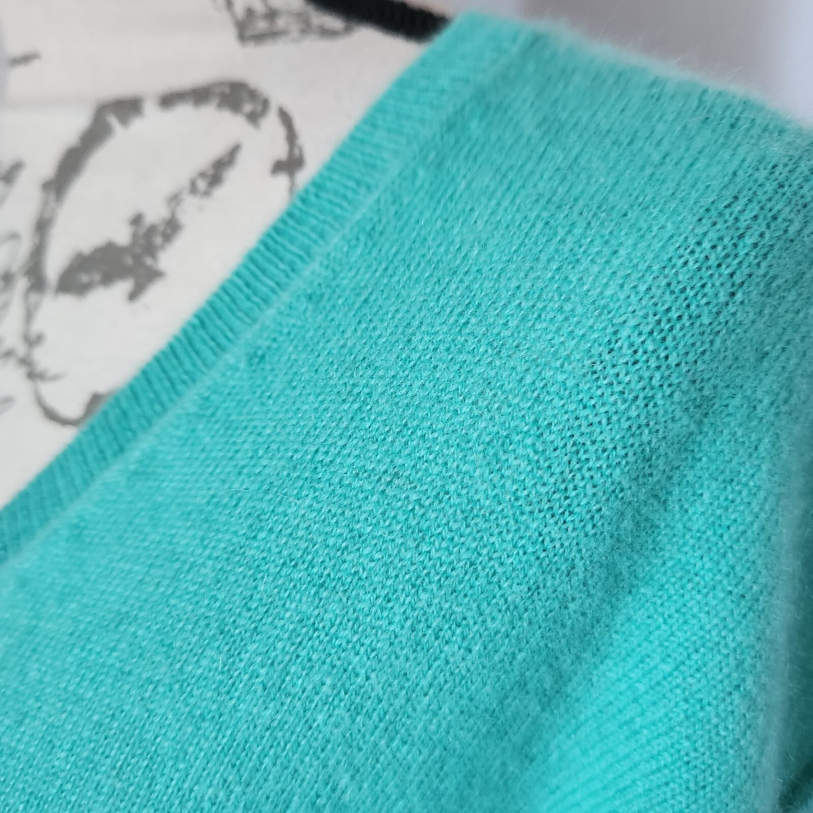 NWoT Absolut Cashmere V-Neck Sweater Pullover 100% Cashmere Green Women's S - Thumbnail 3