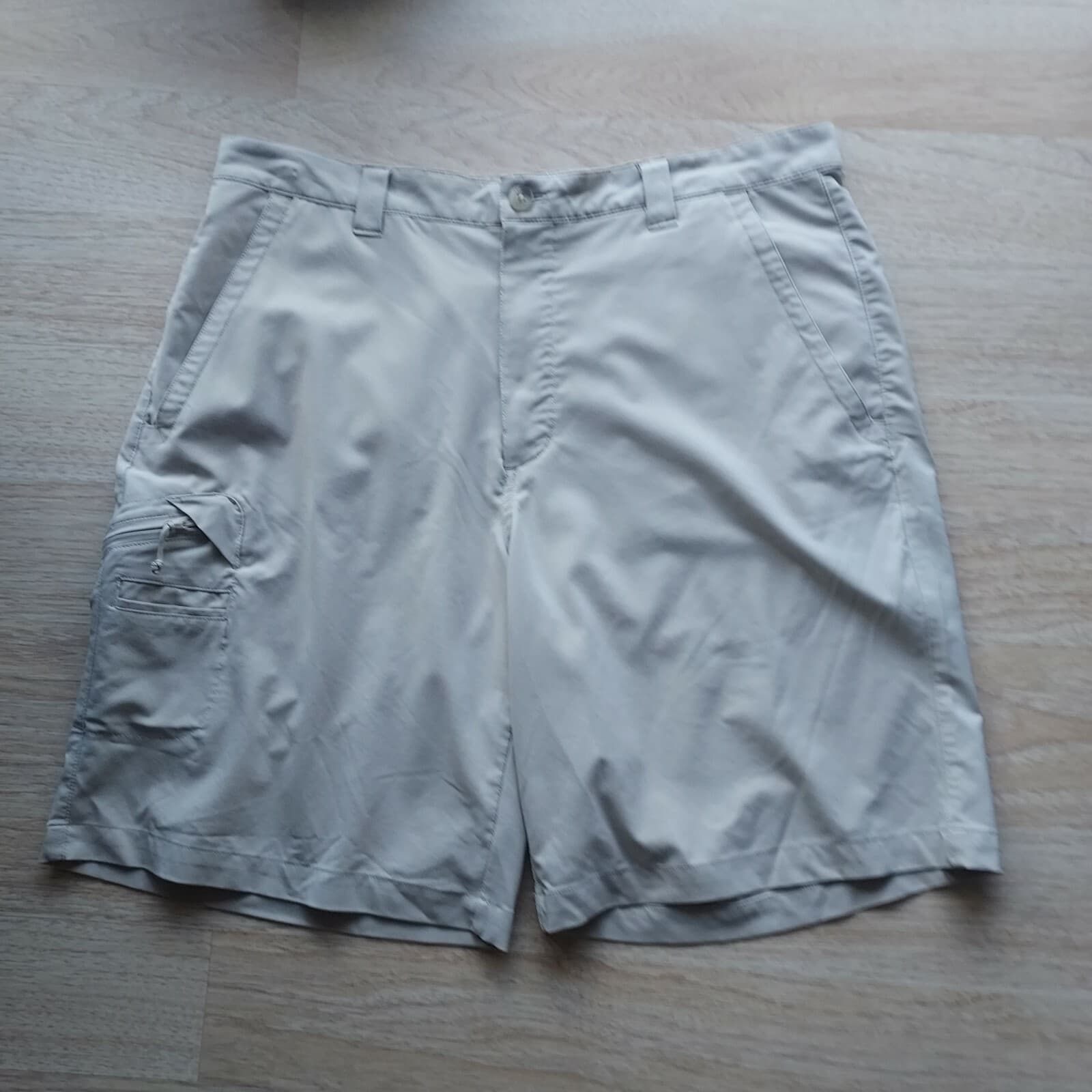 Columbia PFG Performance Fishing Gear Shorts Zip Pocket Stretch Beige Men 36W10L - Thumbnail 2