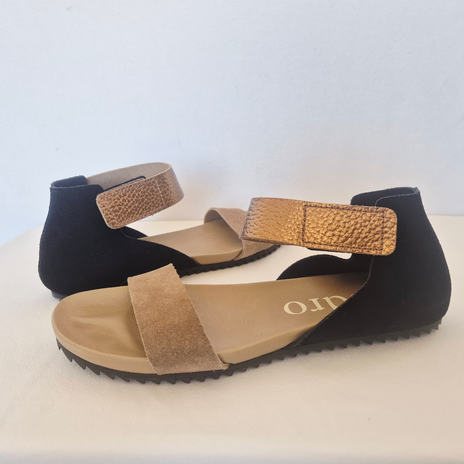 Pedro Garcia Jalila Flat Ankle Strap Sandals Gold Metallic Pebble Leather EU41 - Thumbnail 4