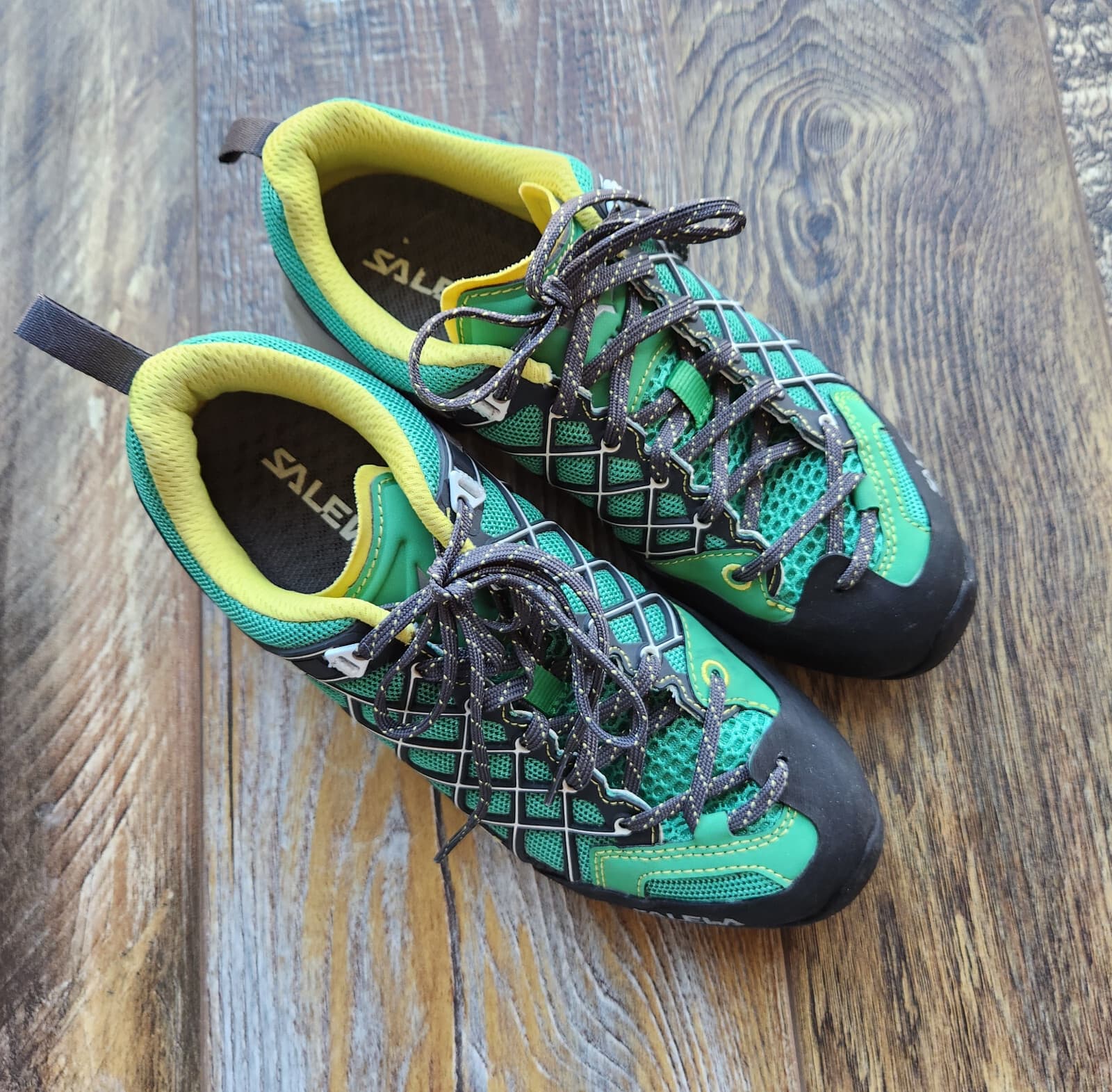 Salewa Women's 7.5 Wildfire Vent GTX Hiking Shoes Lace Exa-Shell Carbon-Assenzio - Thumbnail 2