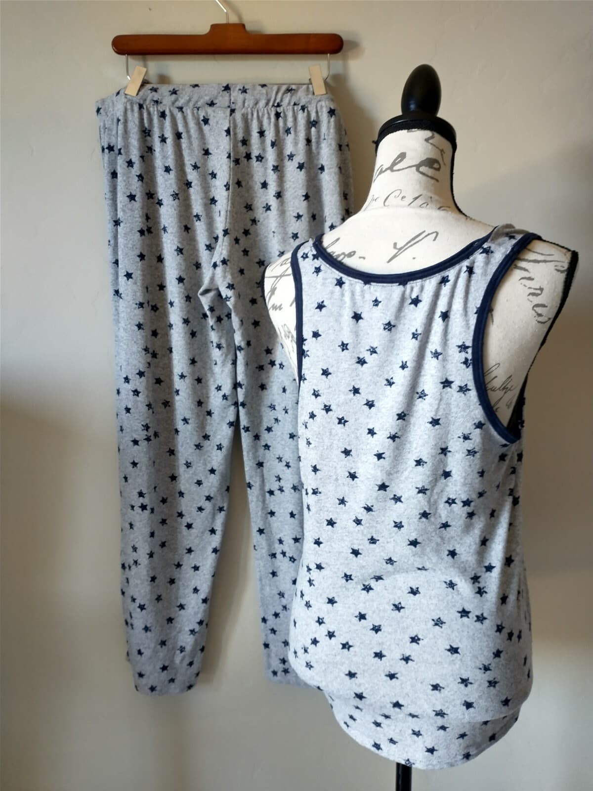Lucky Brand 2 Piece Pajama Set Tank Top Pants Stars Printed Gray Blue Sz.M - Thumbnail 3