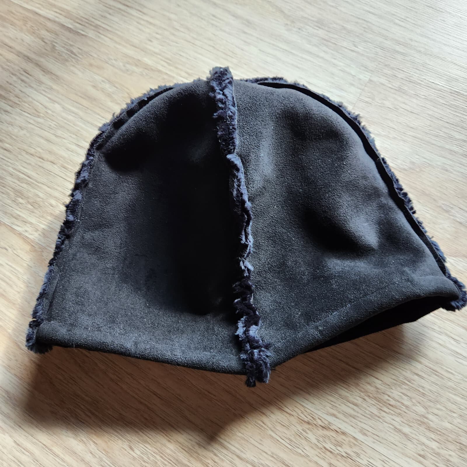 Linda Lundstrom Faux Fur Lining Winter Bucket Hat Black Women's S Made in Canada - Thumbnail 2