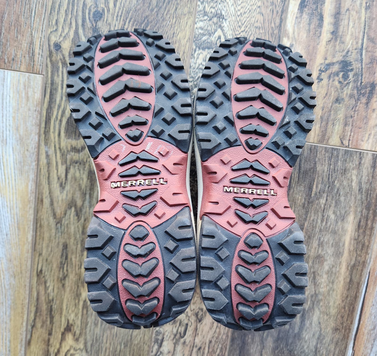 Merrell Women's 6.5 Leather Hiking Travel Shoes Air-Cushion Lace-Up Vie Red Bean - Thumbnail 6