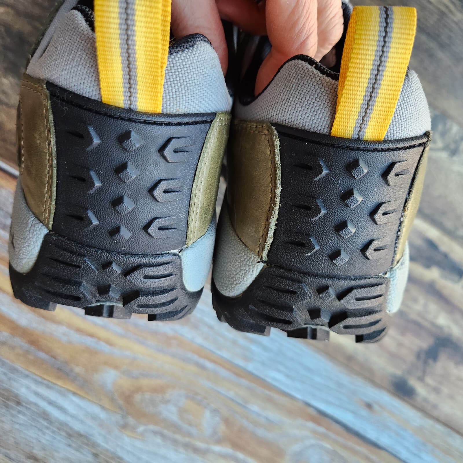Merrell Women's 6.5 Leather Hiking Travel Shoes Air-Cushion Lace Vie Deep Olive - Thumbnail 9