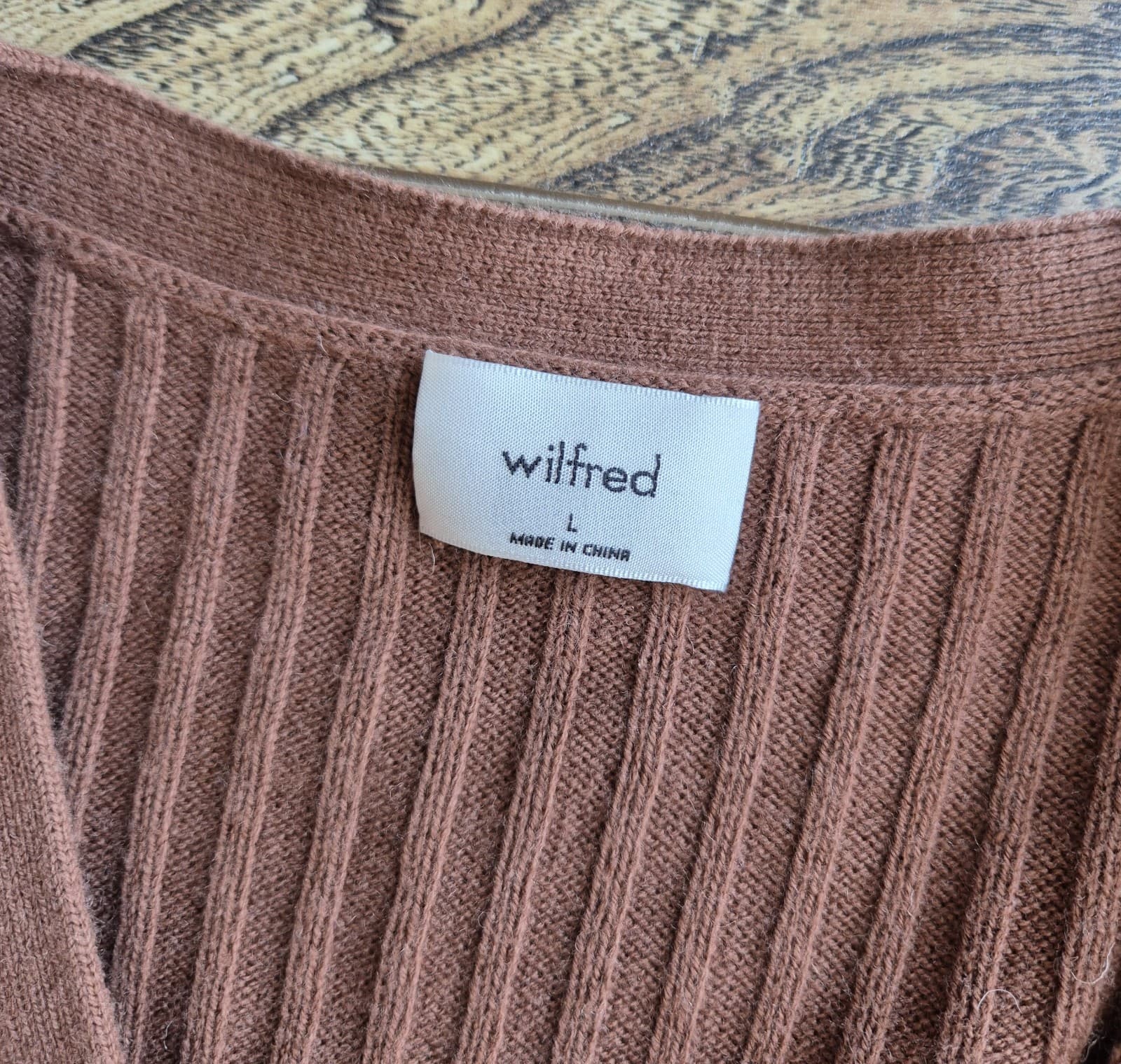 Aritzia Wilfred Size L Manila Wool Blend Ribbed Cropped Cardigan Button Brown - Thumbnail 9