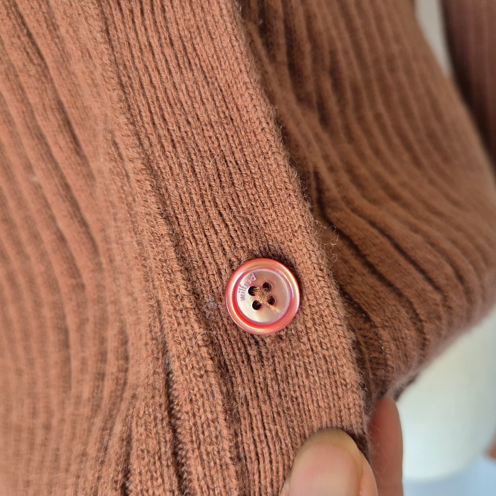 Aritzia Wilfred Size L Manila Wool Blend Ribbed Cropped Cardigan Button Brown - Thumbnail 8