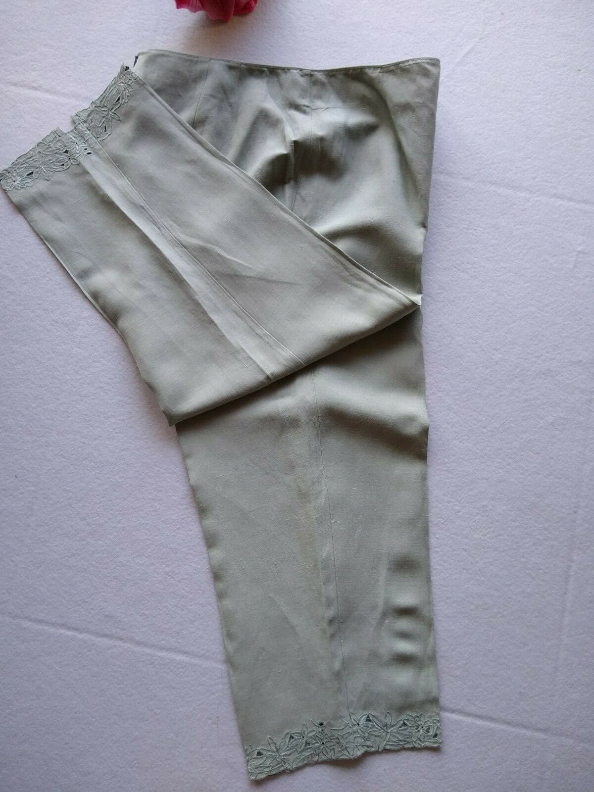 Tommy Bahama Silk Linen Blend Embroidered Crop Capri Pants Green Women Sz.12 - Thumbnail 6