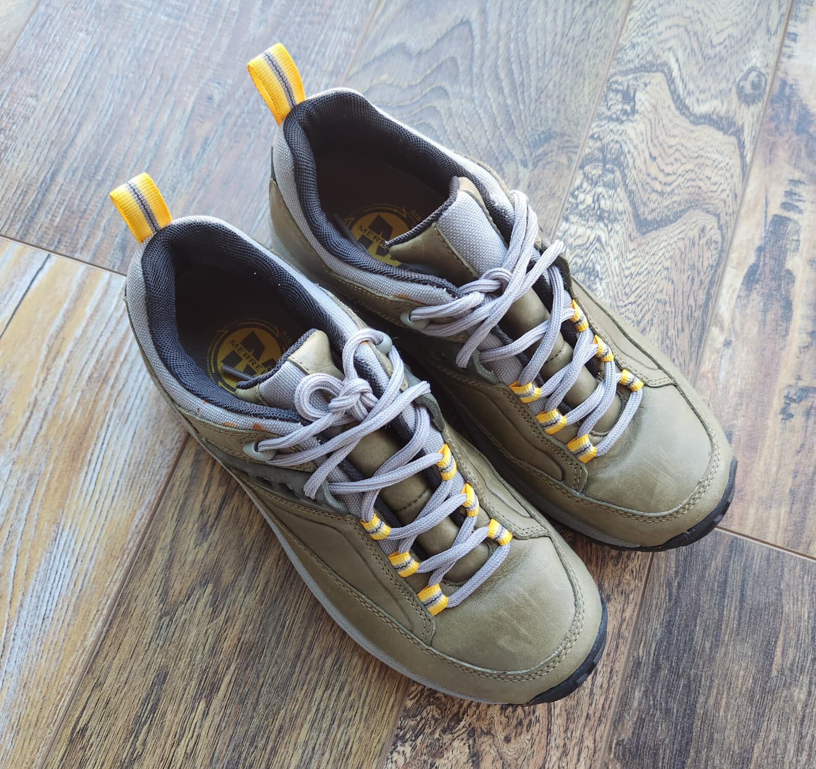 Merrell Women's 6.5 Leather Hiking Travel Shoes Air-Cushion Lace Vie Deep Olive - Thumbnail 2