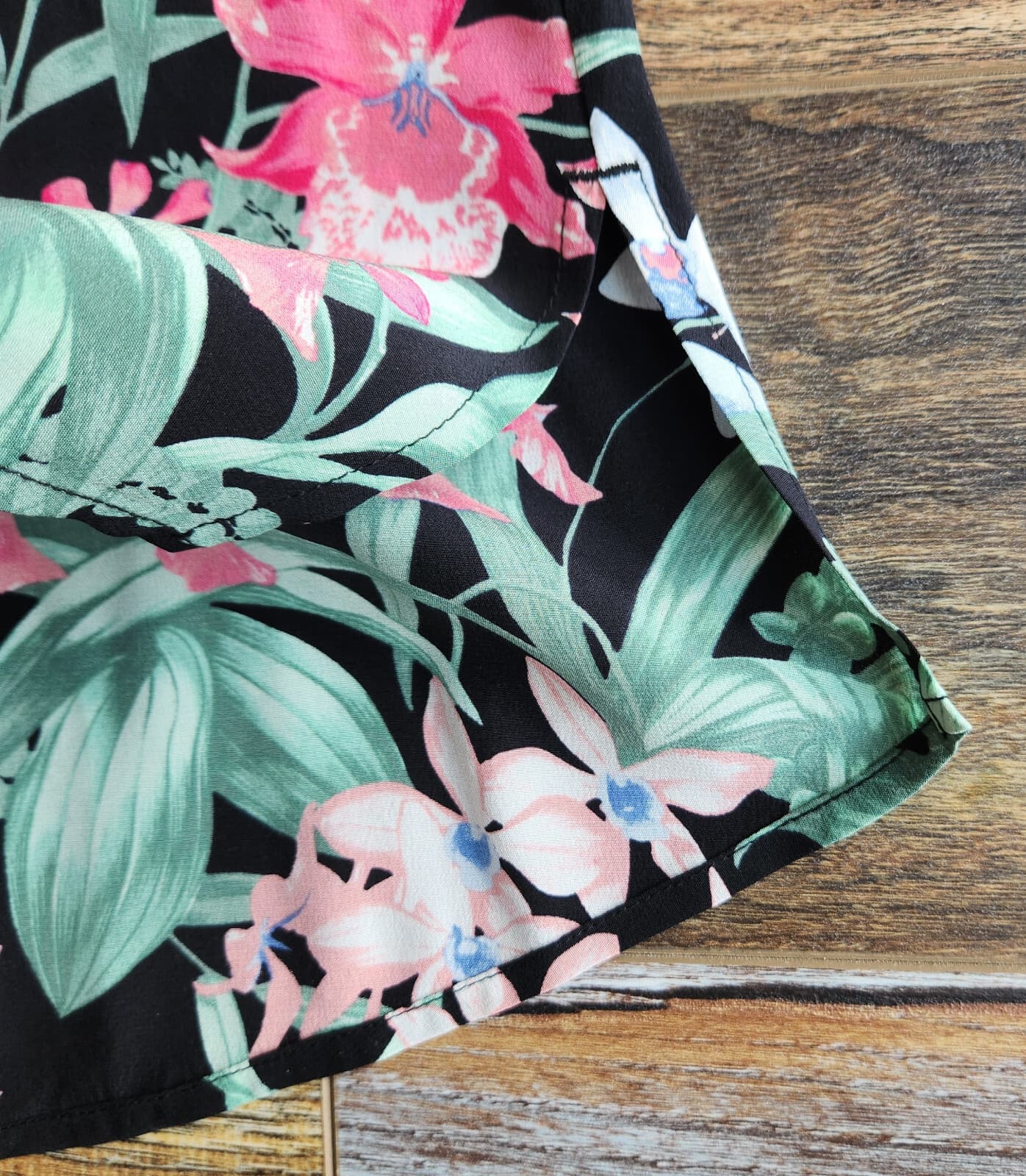 Tommy Bahama Silk Floral Tropical Tunic Top Popover 3/4 Sleeve Multicolor Sz.M - Thumbnail 7