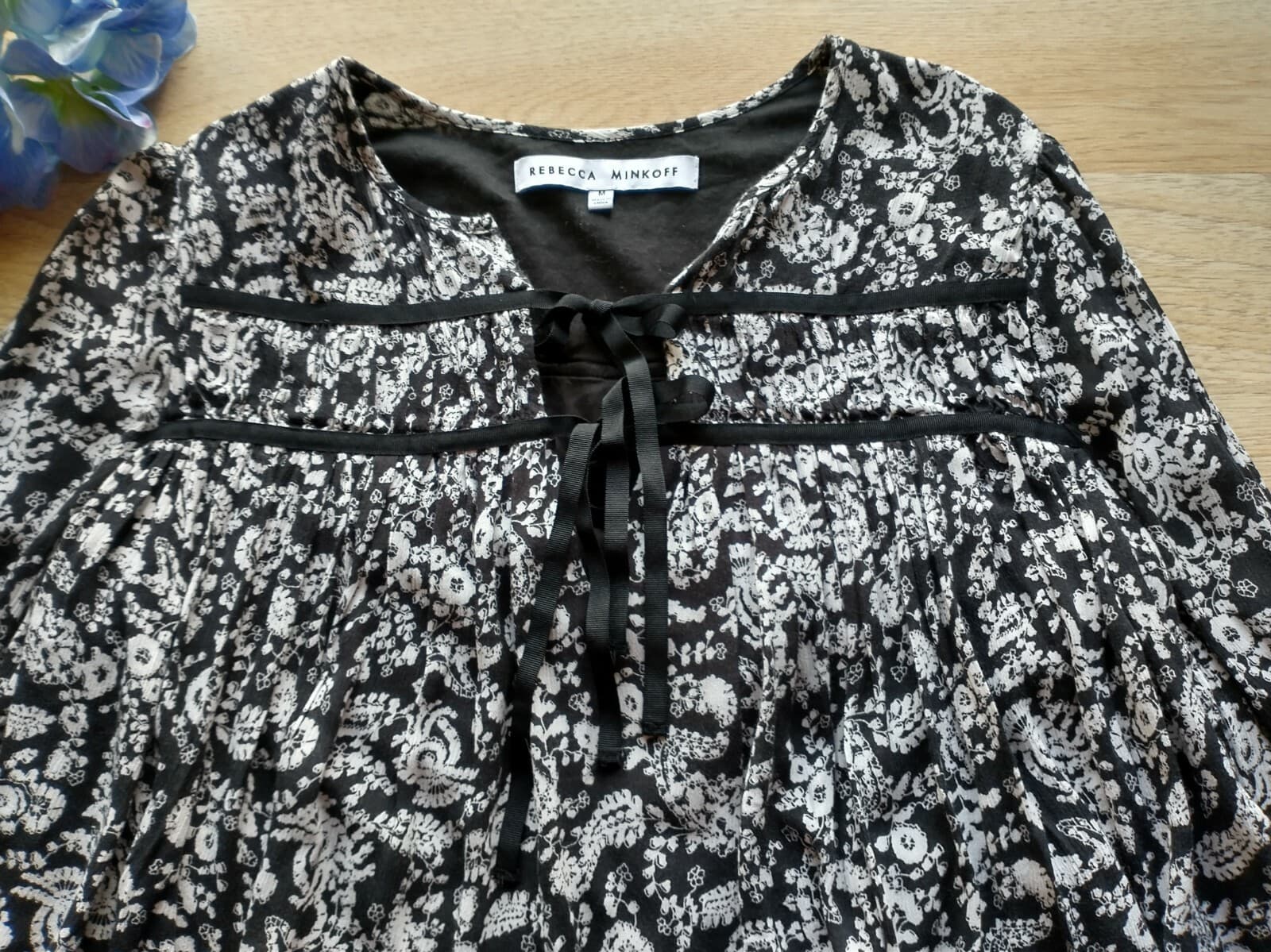 REBECCA MINKOFF Rayon Floral Boho Top Long Puff Sleeve Black White Sz.M - Thumbnail 3