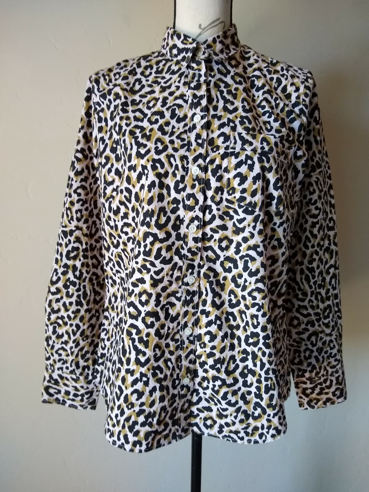 J.CREW Cotton Top Blouse Long Sleeves Buttons Animal Leopard Print Sz.M