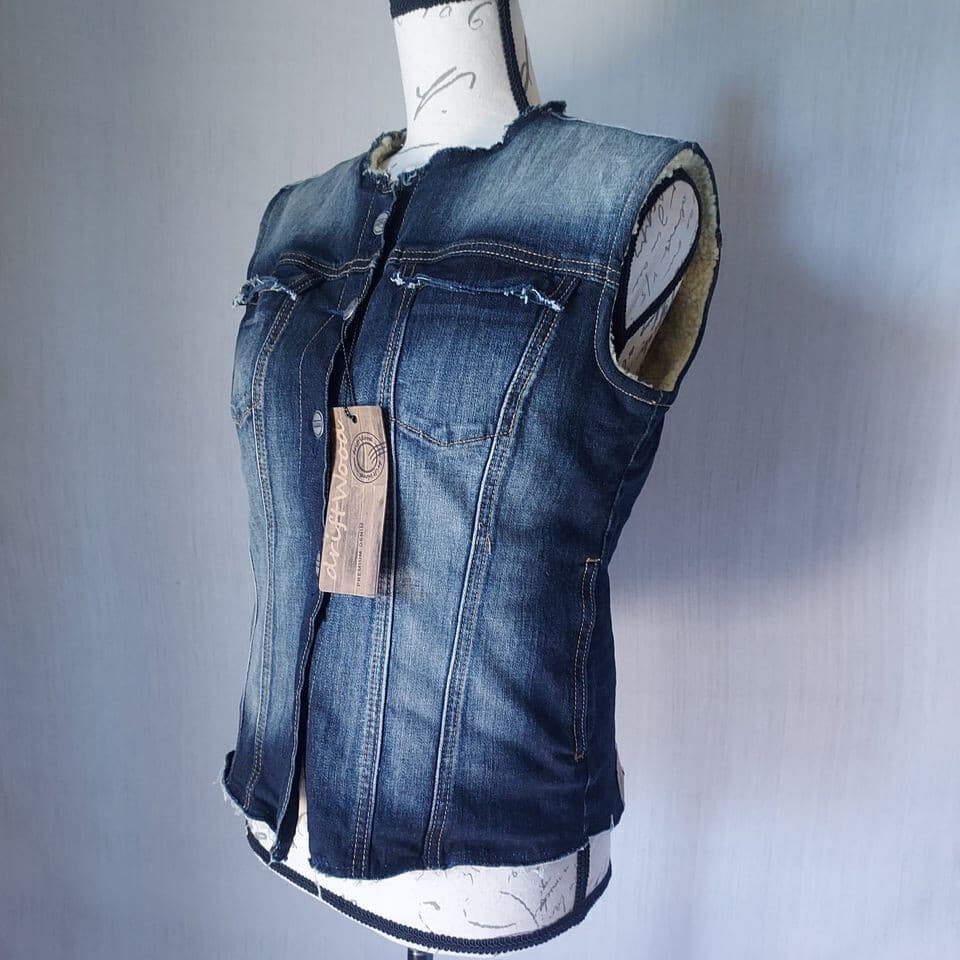 NWT Driftwood Denim Rory Sherpa Lined Western Vest Jacket Raw Hem-Edge Women's M - Thumbnail 4