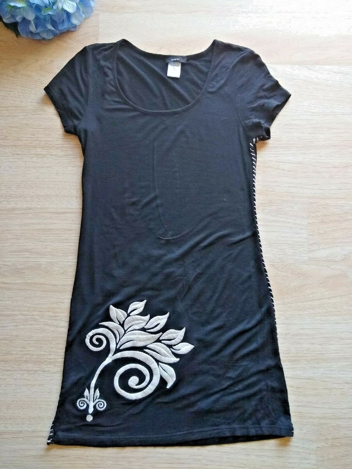 ENTI Embroidered Knit Mini Sheath Dress Short Sleeve Black Sz.M - Thumbnail 2