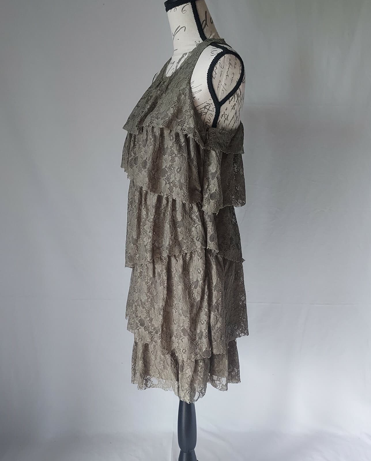 NWT Banana Republic Heritage Lace Ruffle Tiered Dress Sleeveless Green Sz.6 $150 - Thumbnail 4