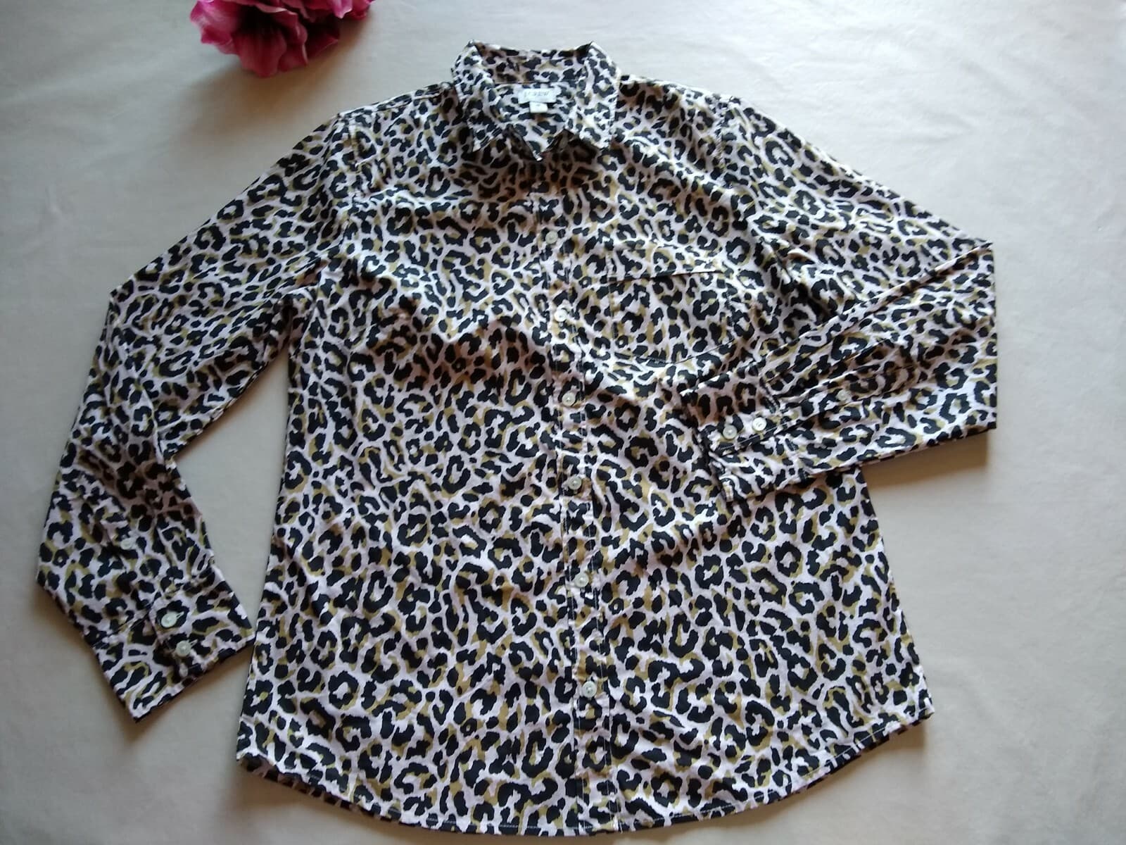 J.CREW Cotton Top Blouse Long Sleeves Buttons Animal Leopard Print Sz.M - Thumbnail 3