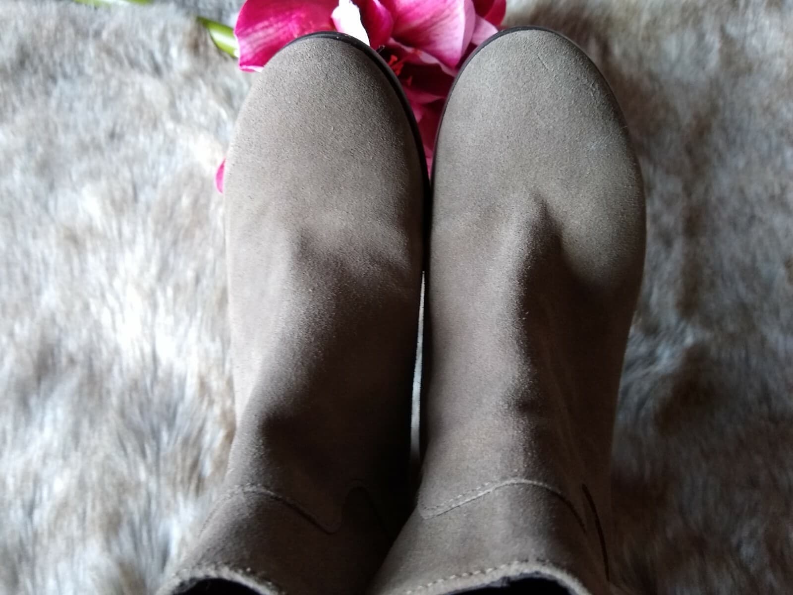Garnet Hill Made in Italy NWoB Brown Suede Leather Ankle Booties Brown Zip 5.5 - Thumbnail 5
