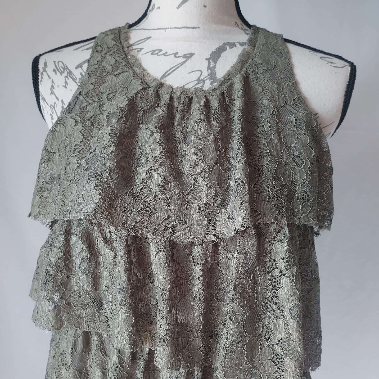 NWT Banana Republic Heritage Lace Ruffle Tiered Dress Sleeveless Green Sz.6 $150 - Thumbnail 3