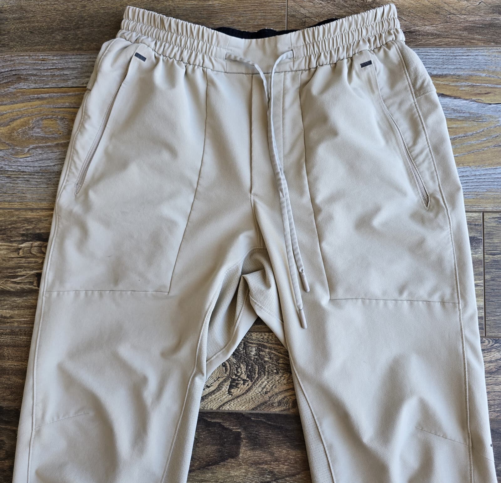 Lululemon License To Train Pant 30" Snap Hem Drawstring Stretch Beige Men's S - Thumbnail 5