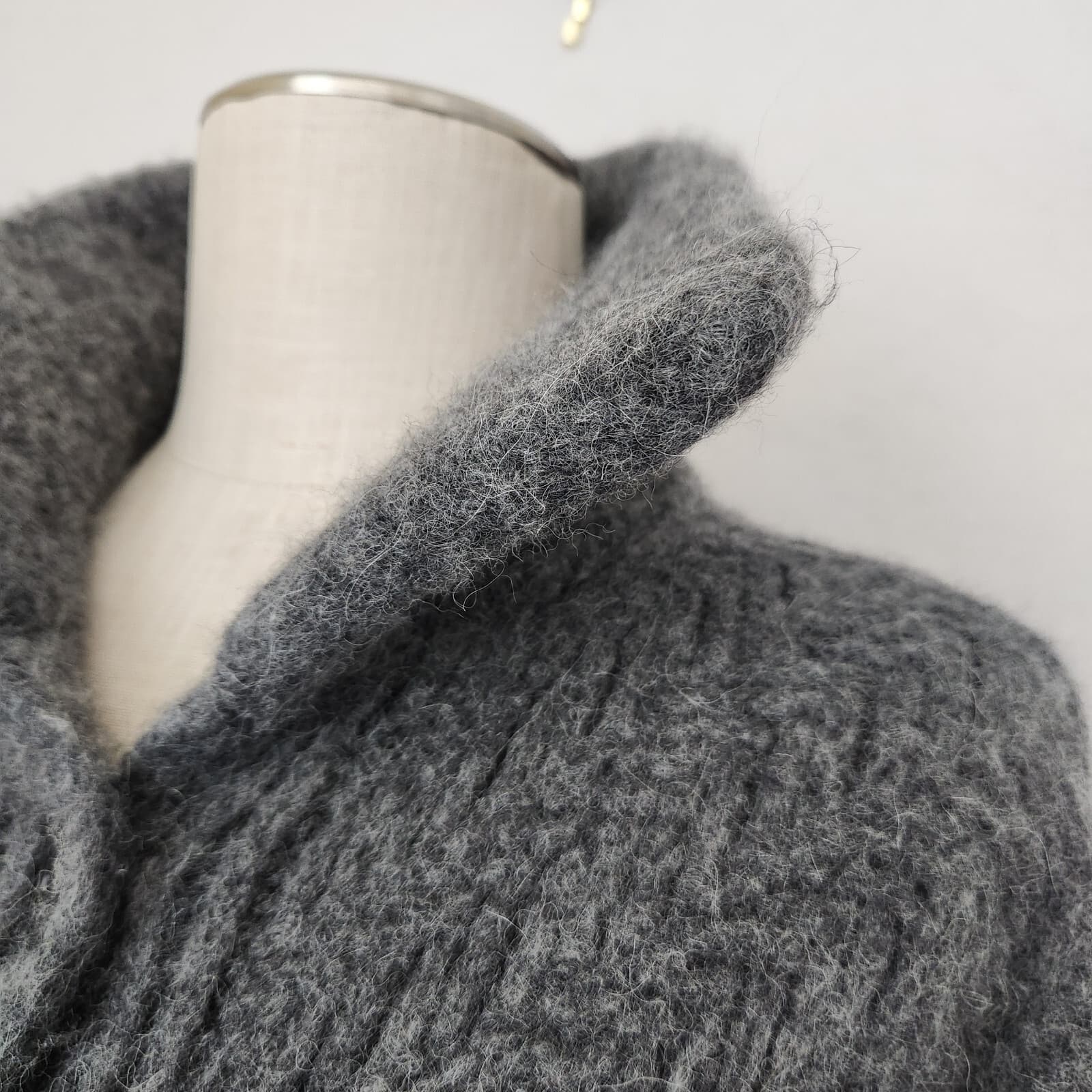 Lunya $398 Wool Blend Soft Chunky Knit Cardigan Sweater Button Pocket Gray XS/S - Thumbnail 4