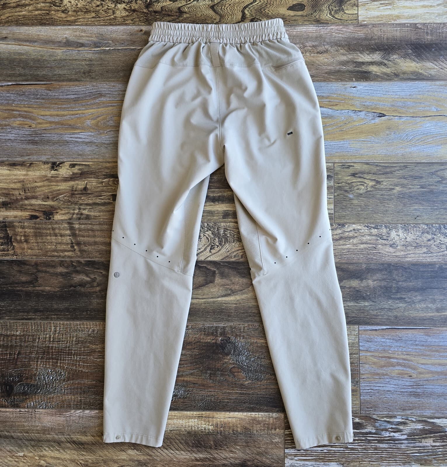 Lululemon License To Train Pant 30" Snap Hem Drawstring Stretch Beige Men's S - Thumbnail 6