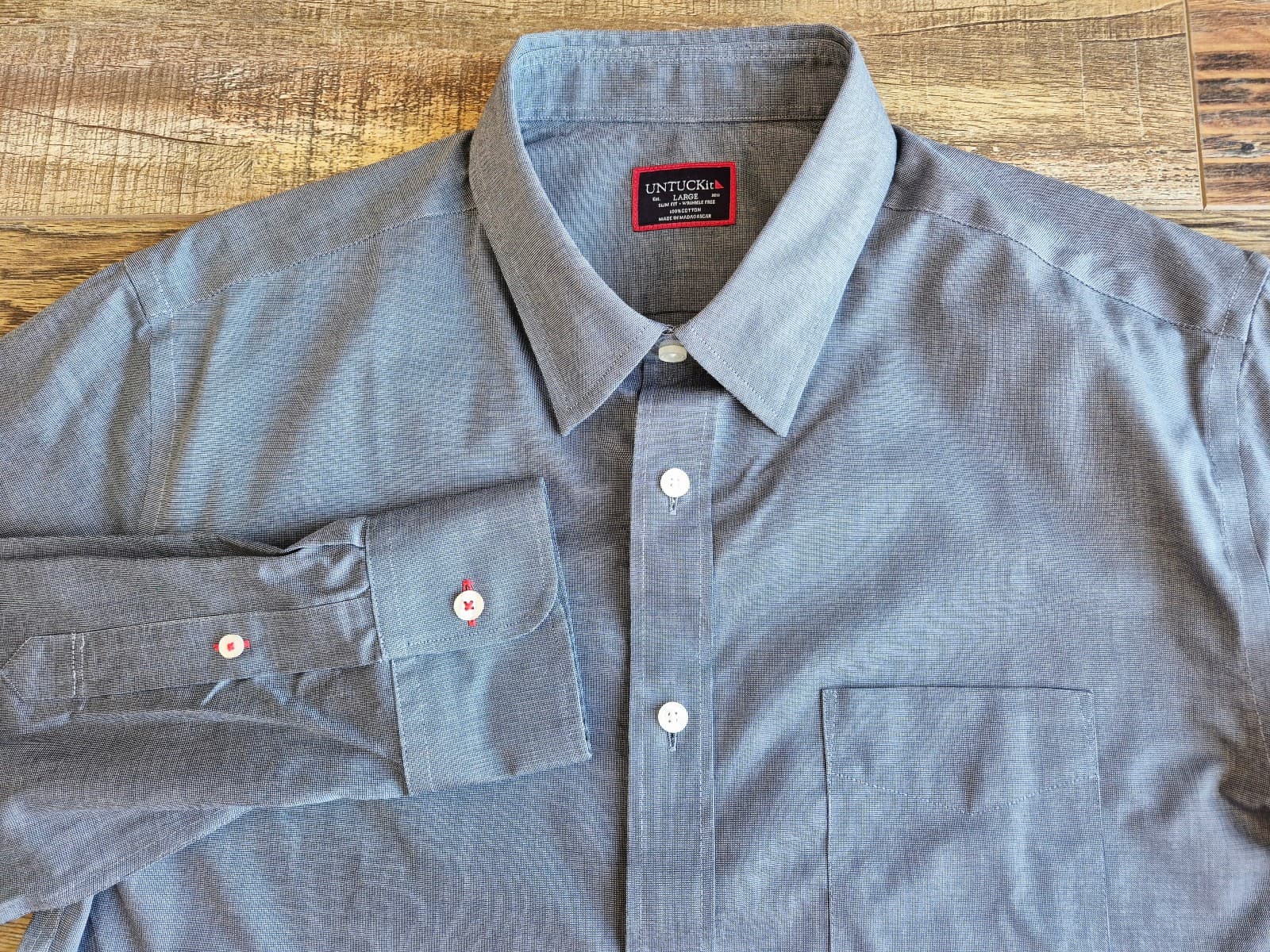 NWoT Untuckit $109 Pio Cesare Wrinkle-Free Shirt Slim-Fit Button-Up Blue Men's L