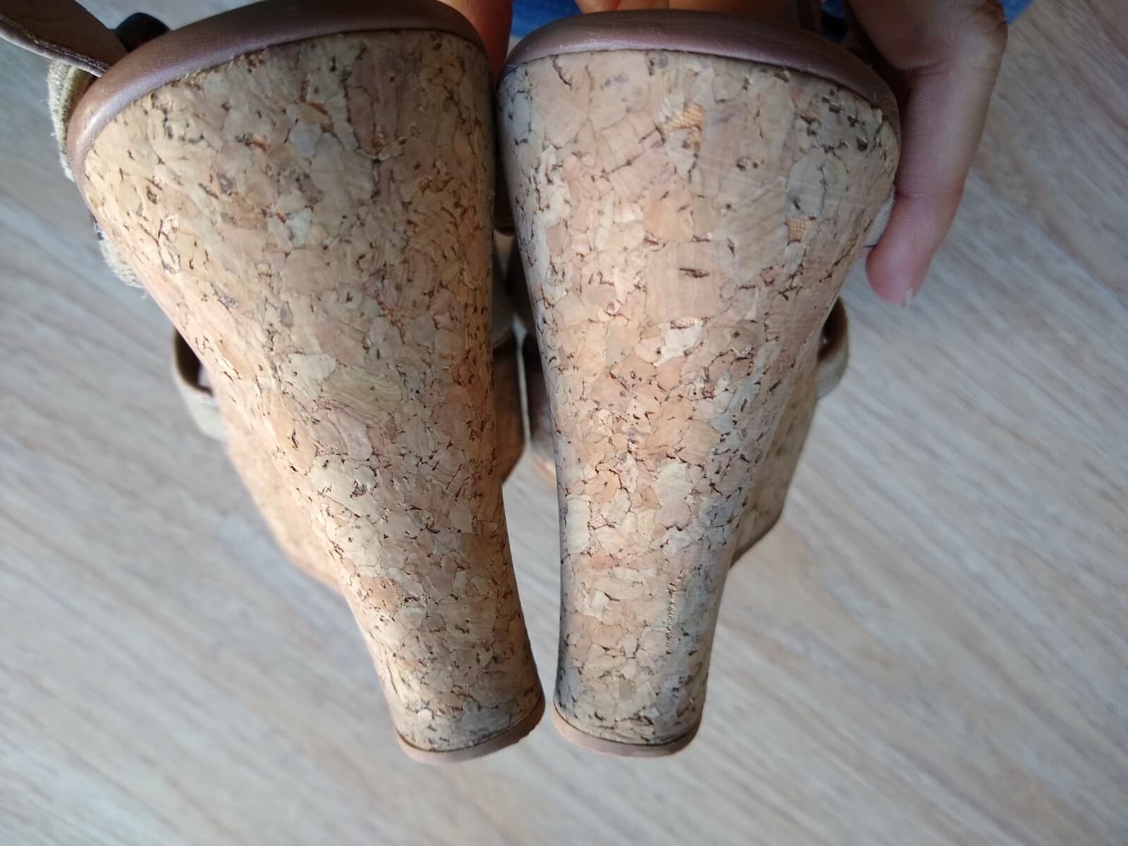 UGG Suede Leather Cork Wedge Sandals Buckle Strappy High Heel Tan Sz.10 - Thumbnail 10