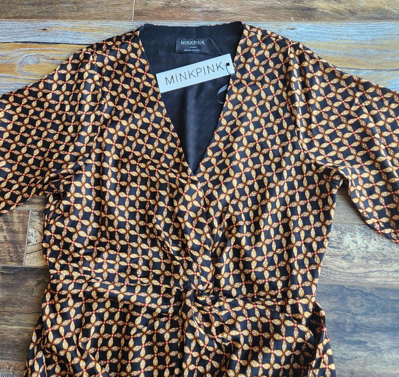 NWT MINKPINK Valentina Mini Dress Ruched Front Long Sleeve Floral Multi Sz.XL - Thumbnail 11