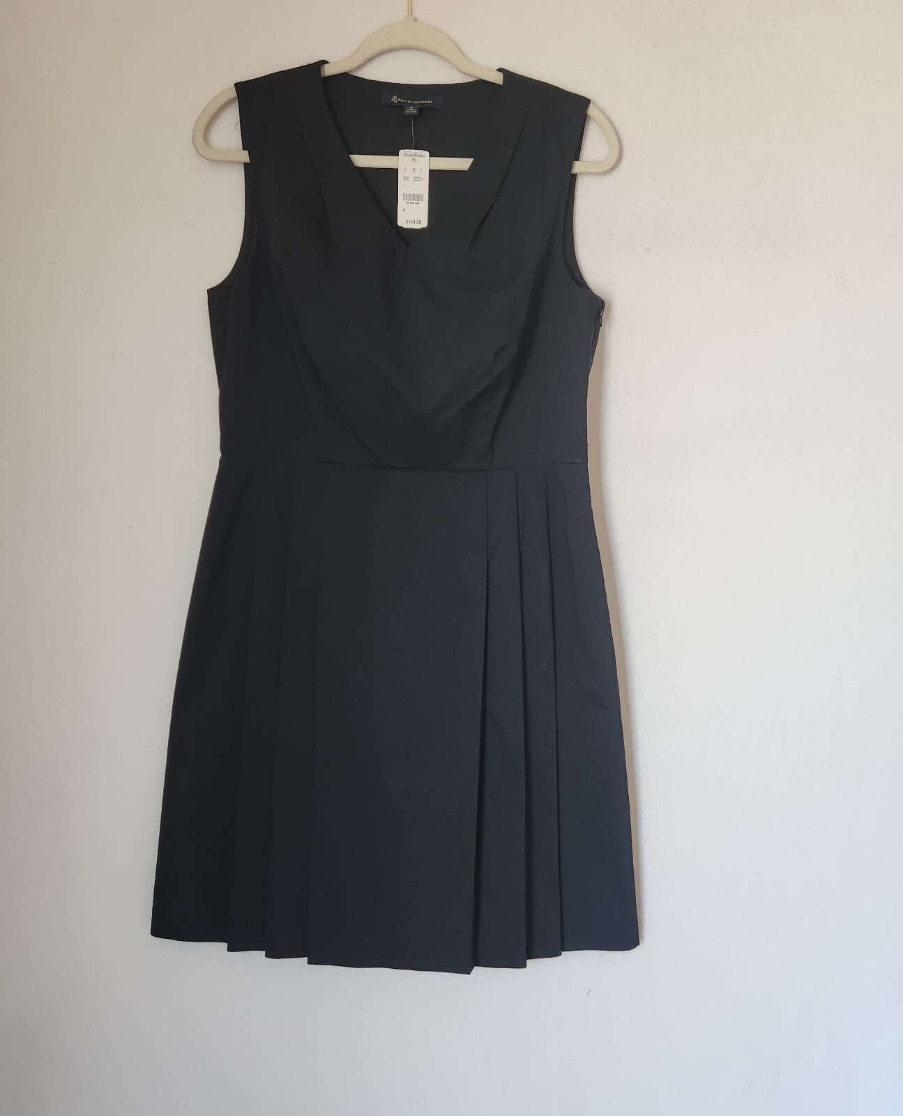 NWT Brooks Brothers Pleated Fit-Flare Dress V-Neck Sleeveless Navy Blue Womens 8 - Thumbnail 5