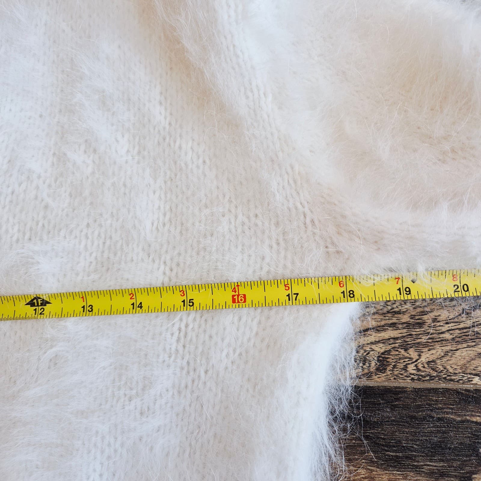 Vintage Augustina Taos New Mexico Fuzzy Cardigan V-Neck Button Ivory Women's M - Thumbnail 10