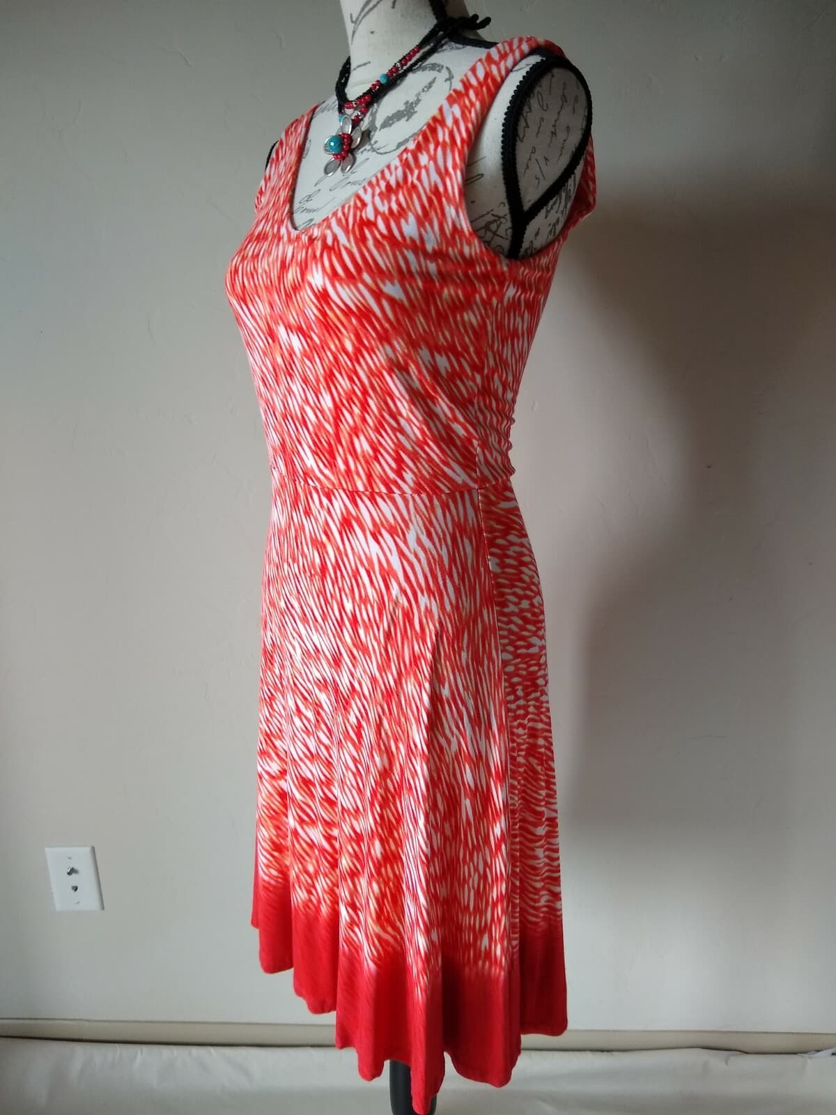 Athleta Reef Printed Knit Sheath Yoga Dress Sleeveless Orange White Women Sz.S - Thumbnail 4