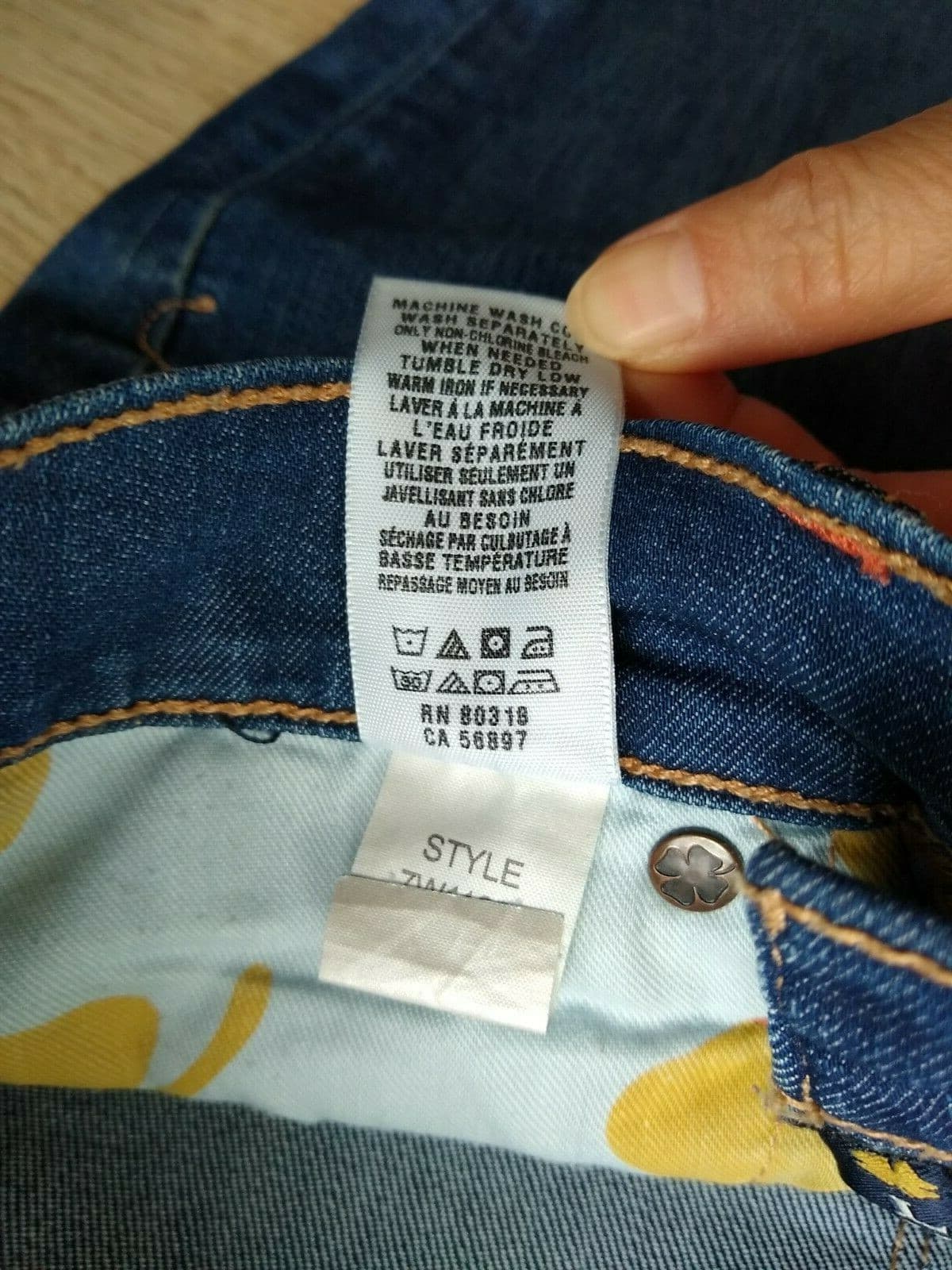 Lucky Brand Charlie Baby Boot Crop Jean Stretch Zip Blue Sz.2/26 - Thumbnail 8