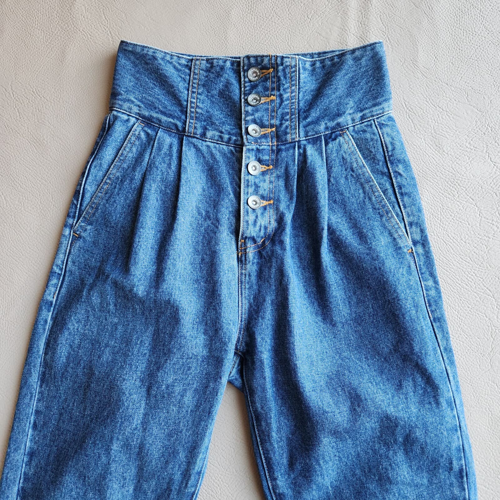 Genesis JEANASIS High Rise Pleated Button-Fly Tapered Jeans Daddy Fit Blue Sz.S - Thumbnail 2