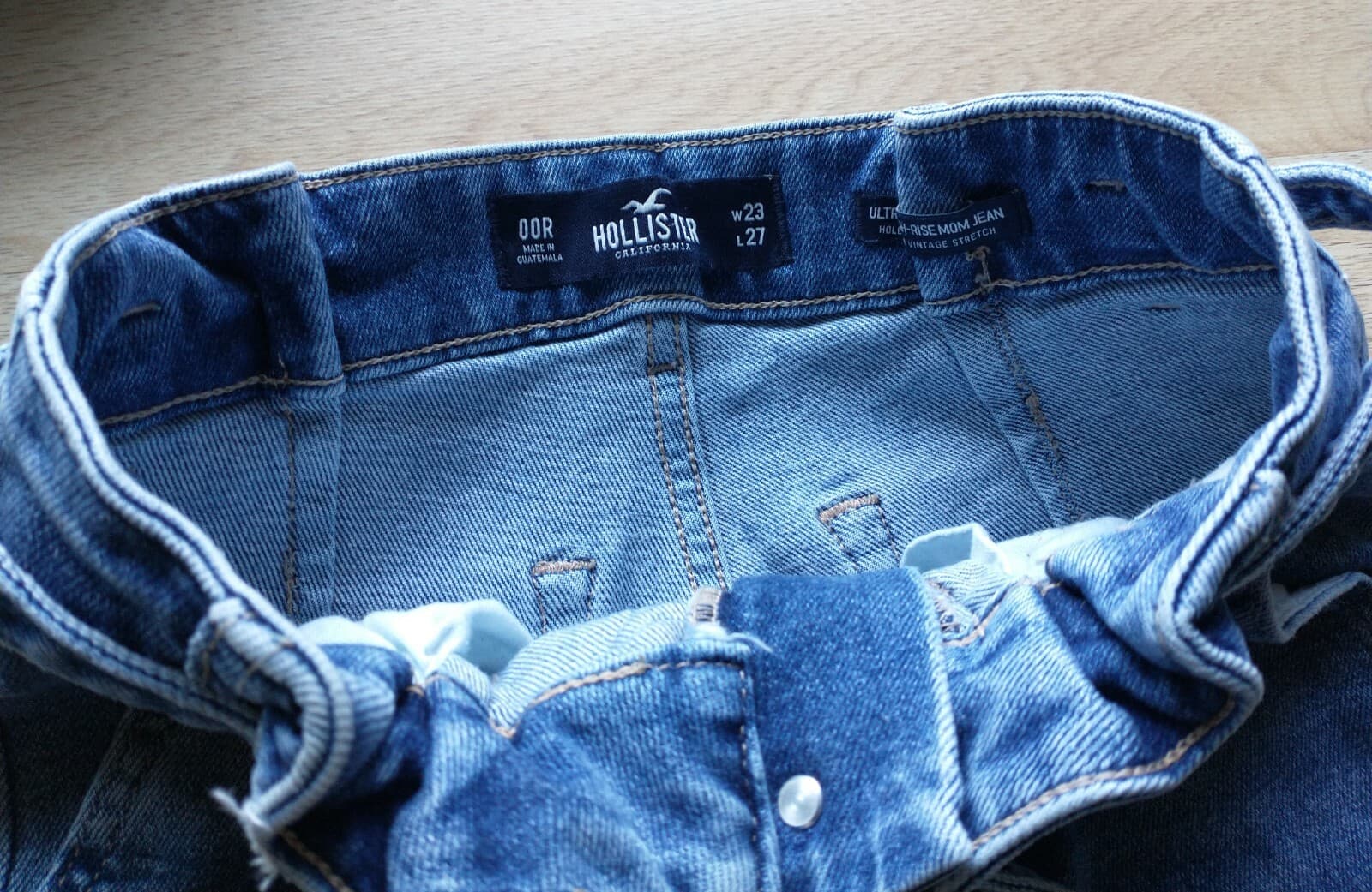 HOLLISTER Ultra High Rise Mom Jeans Raw Hem Paperbag Belt Blue Women Sz.23x27 - Thumbnail 9