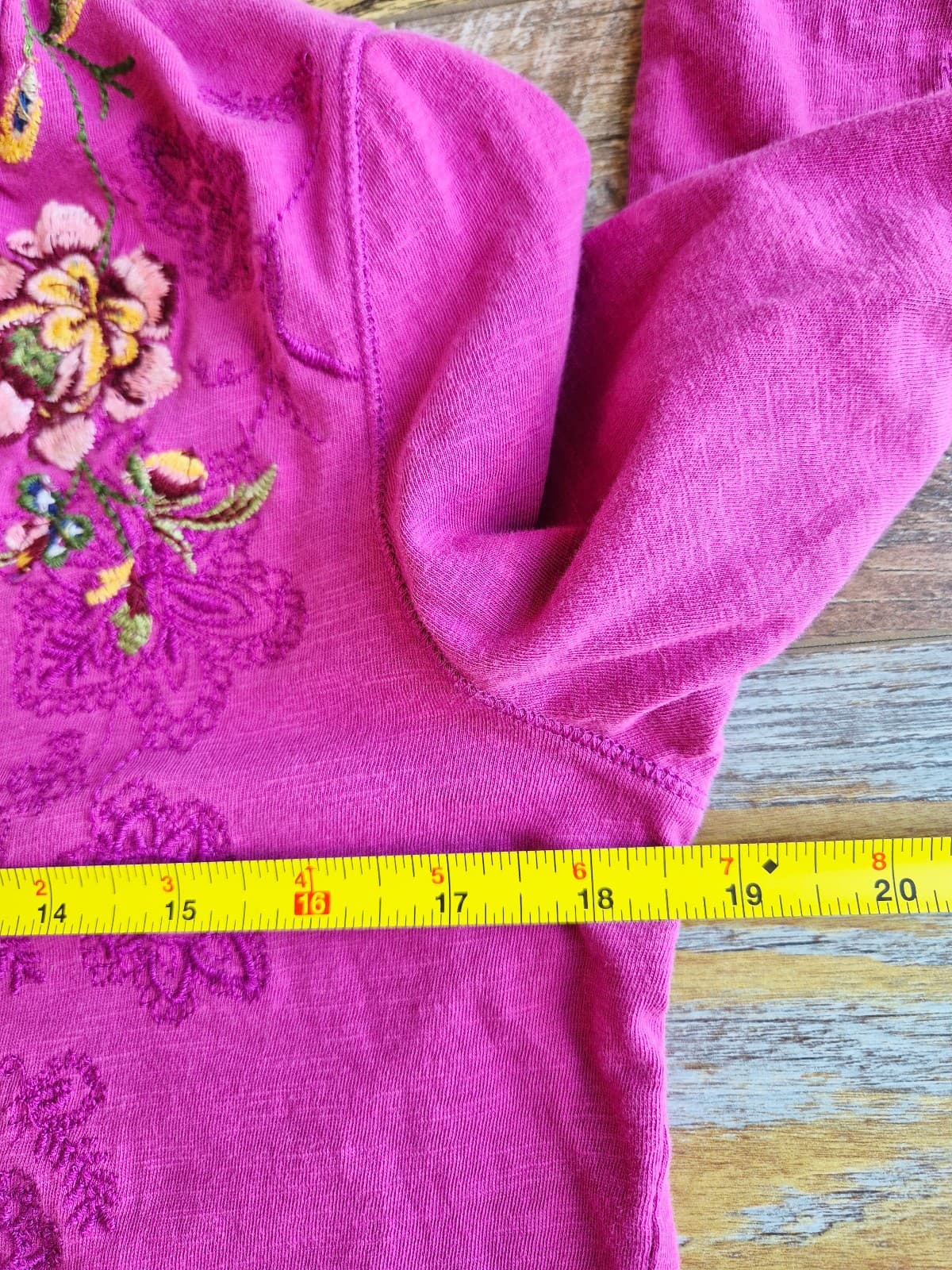 Sundance Caitlyn Floral Embroidered Top 3/4 Button V-Neck Cotton Knit Pink Sz.XS - Thumbnail 11