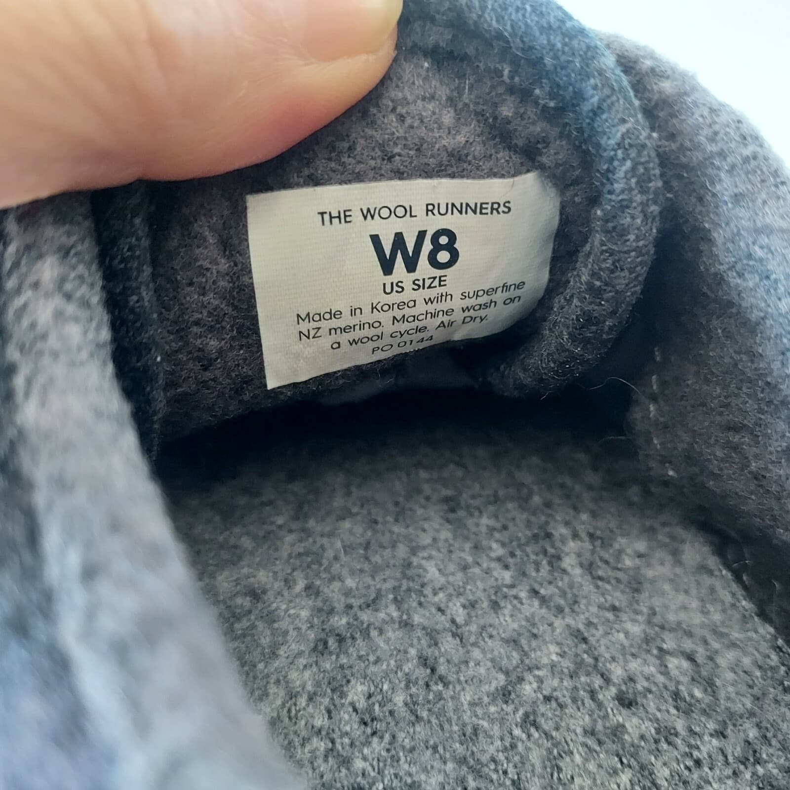 Allbirds The Wool Runner Sneaker Supper Fine NZ Merino Wool Lace Black Women US8 - Thumbnail 11