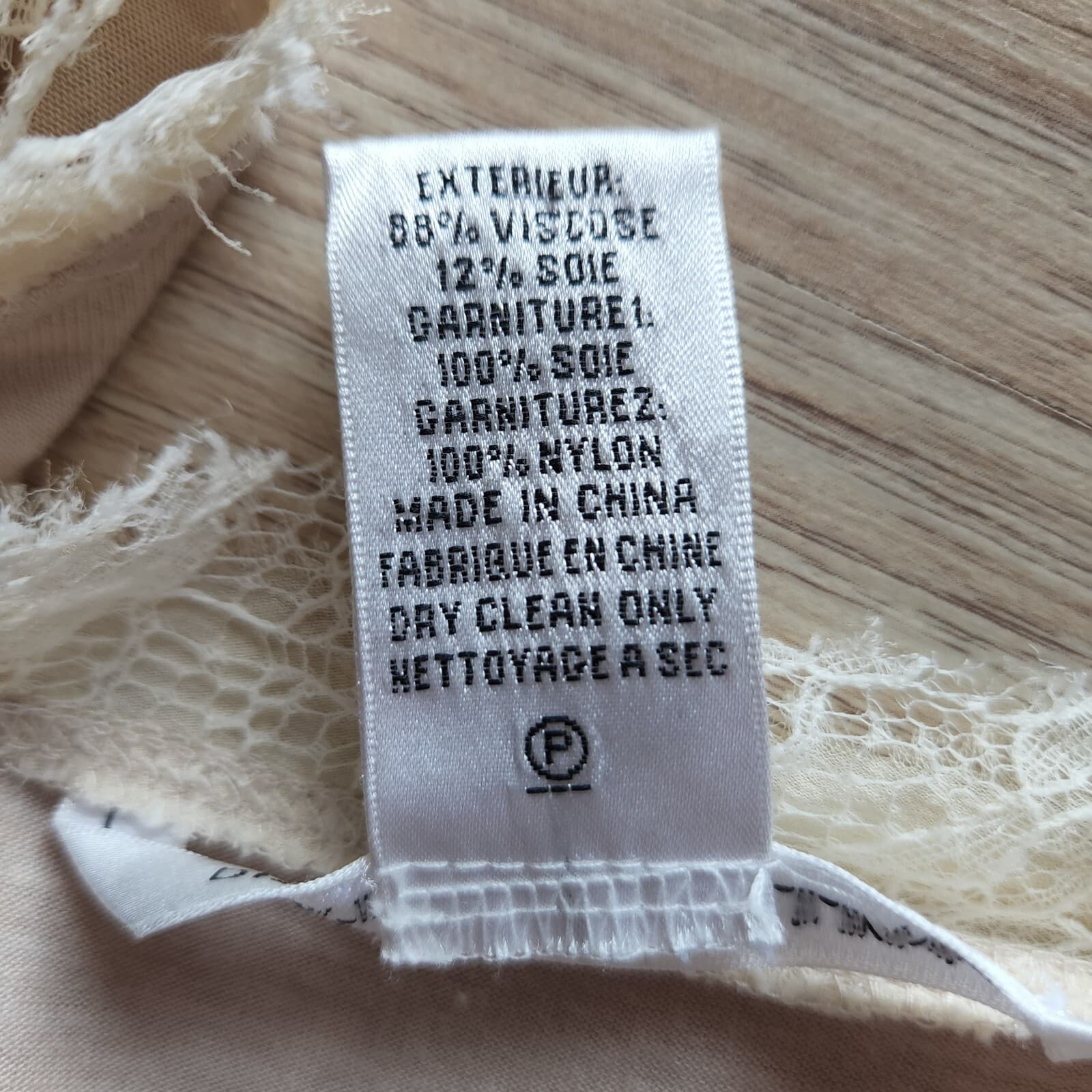 Diane Von Furstenberg Silk Blend Knit Lace Trim Top Short Sleeve Beige Sz.Small - Thumbnail 10