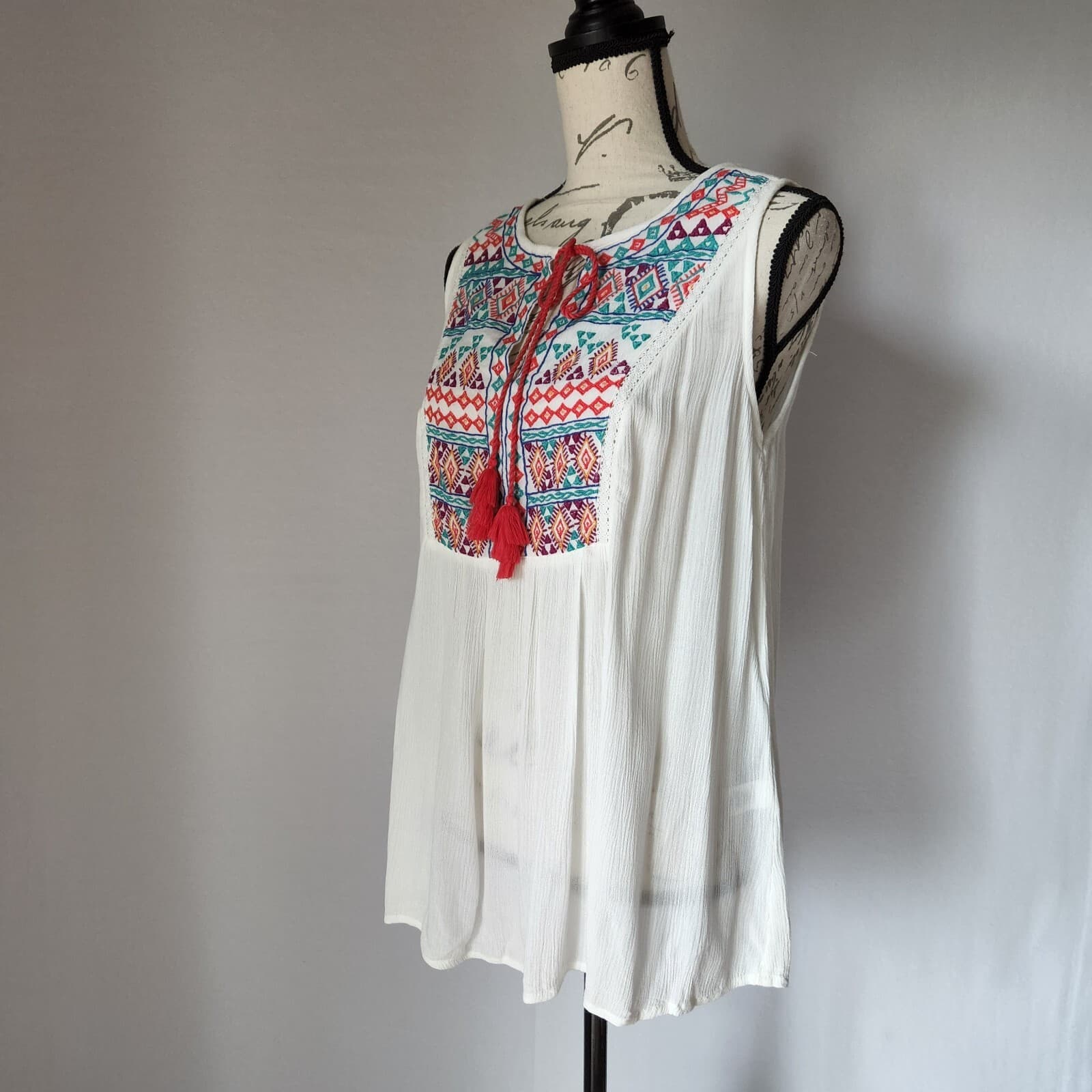 Sundance Journey Delight Embroidered Boho Top Sleeveless White XS (Bust 40") - Thumbnail 2