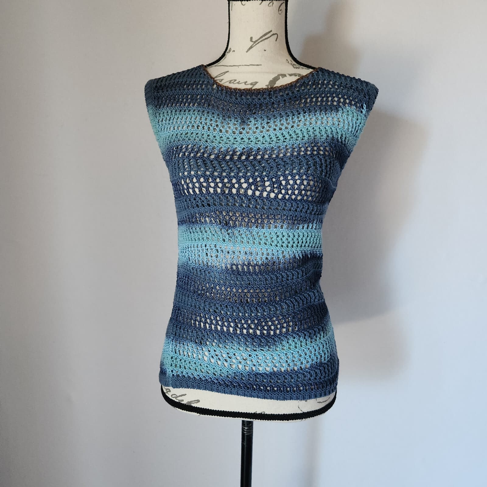 NWoT BEATRICE Made in Italy Crochet Sleeveless Top Cotton Blend Blue Stripe Sz.S - Thumbnail 2